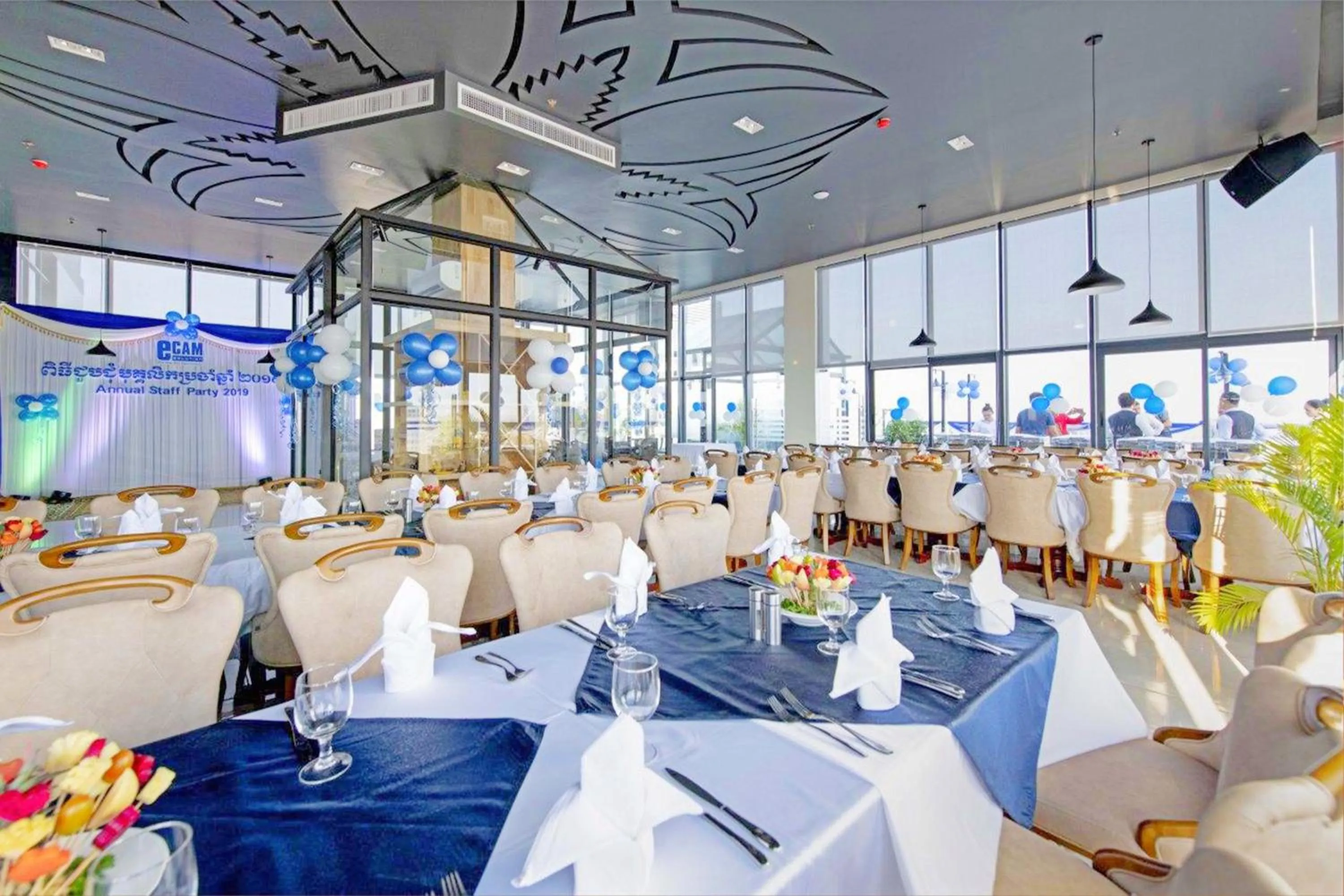 Restaurant/places to eat in Poulo Wai Hotel, Trademark Collection by Wyndham