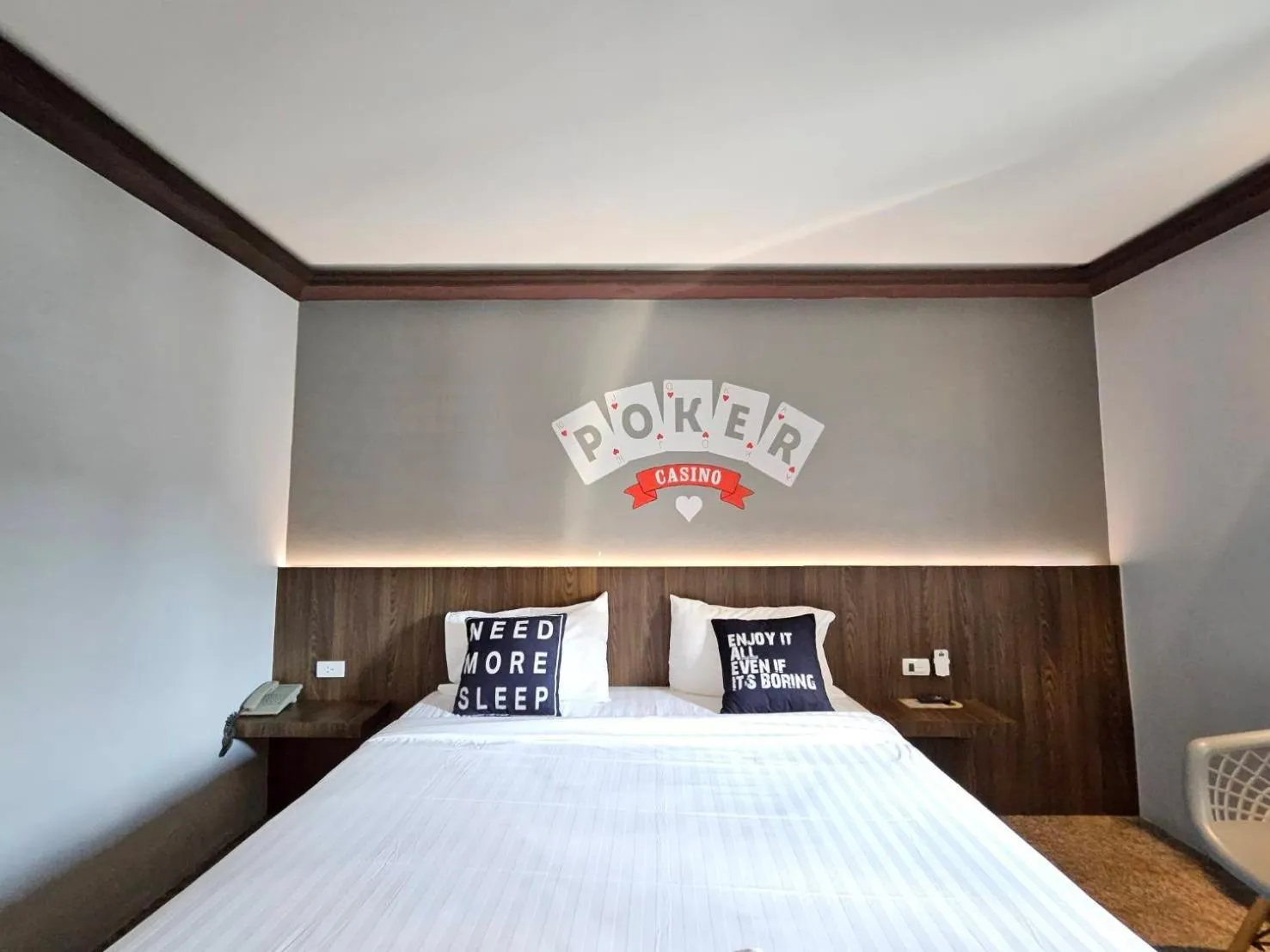 Bedroom, Bed in Paramount Palace Hotel Dannok