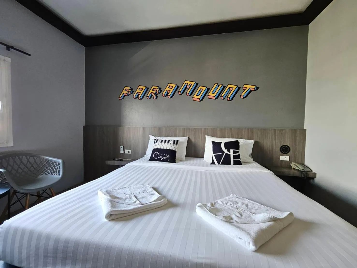 Bedroom, Bed in Paramount Palace Hotel Dannok