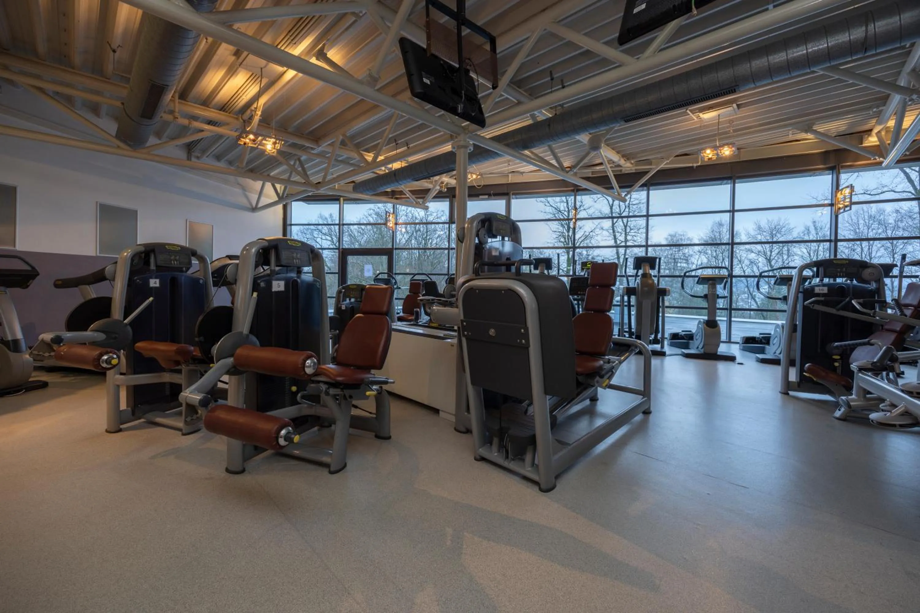 Fitness centre/facilities in Fletcher Hotel-Restaurant Arnsberg-Sauerland