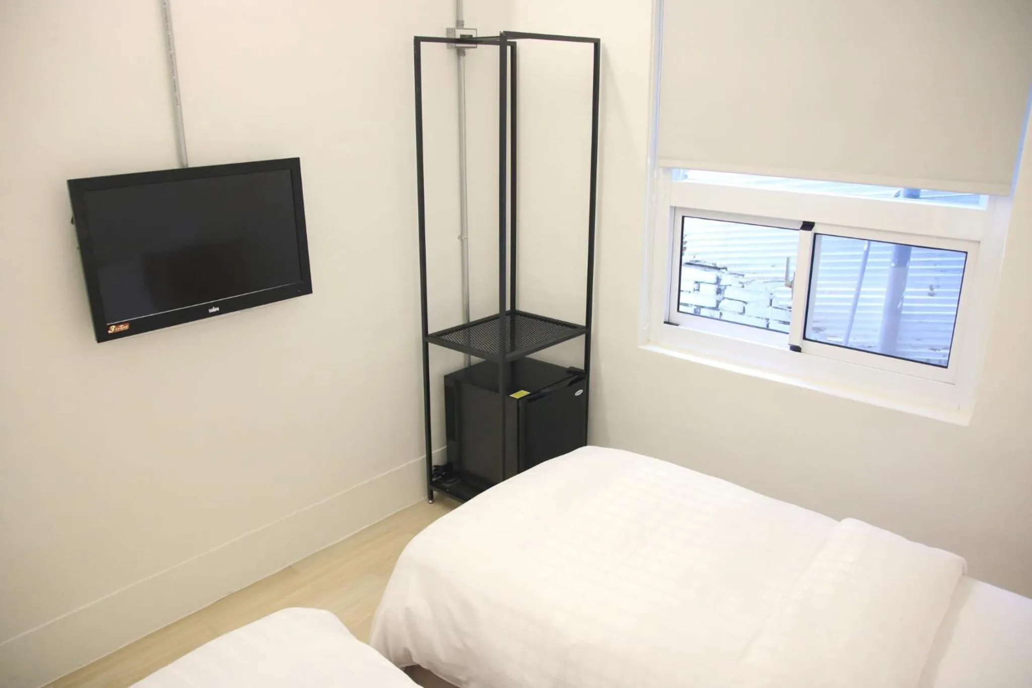 Bed in Home Rest Hotel 2