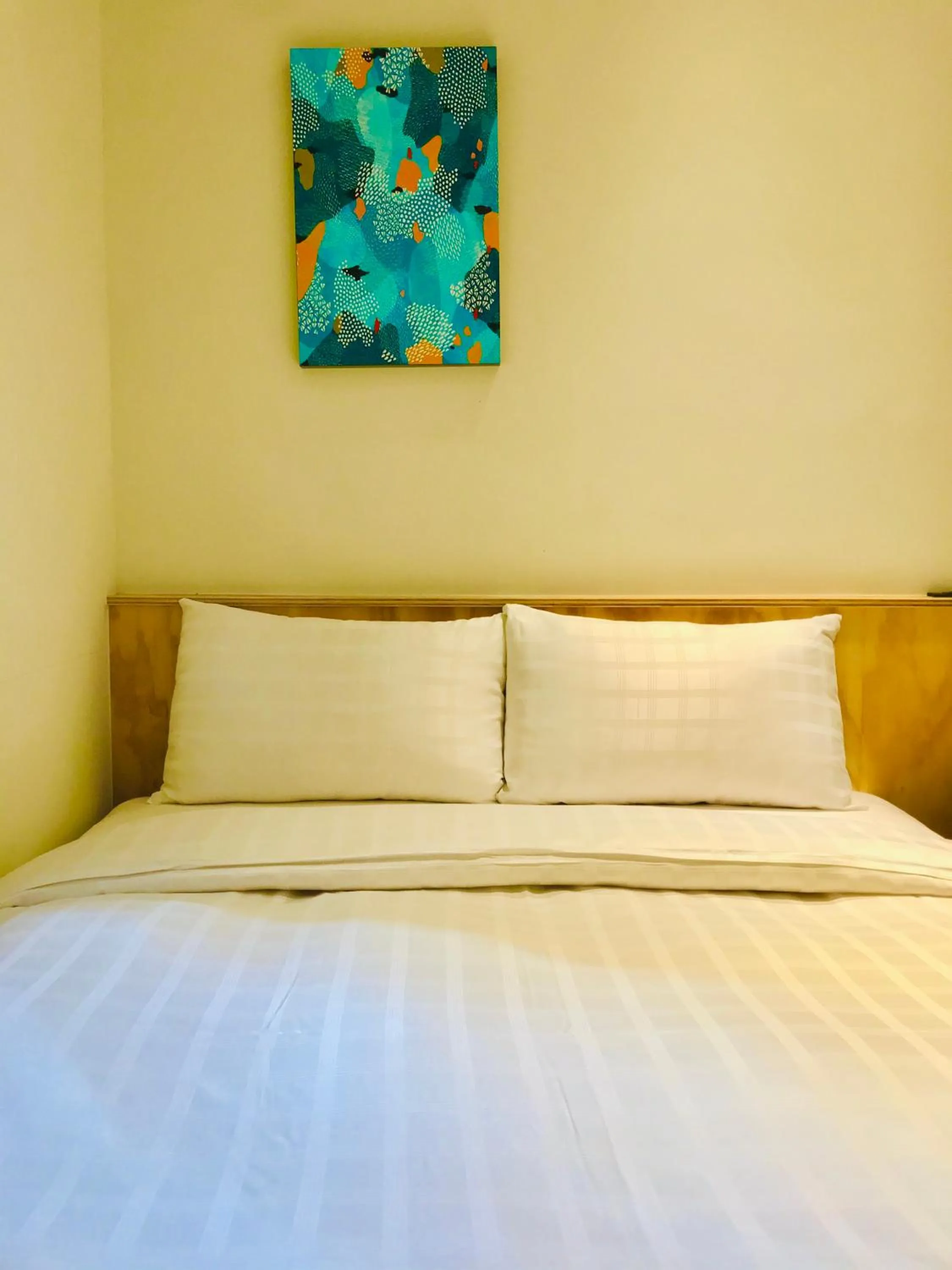 Bed in Home Rest Hotel 2