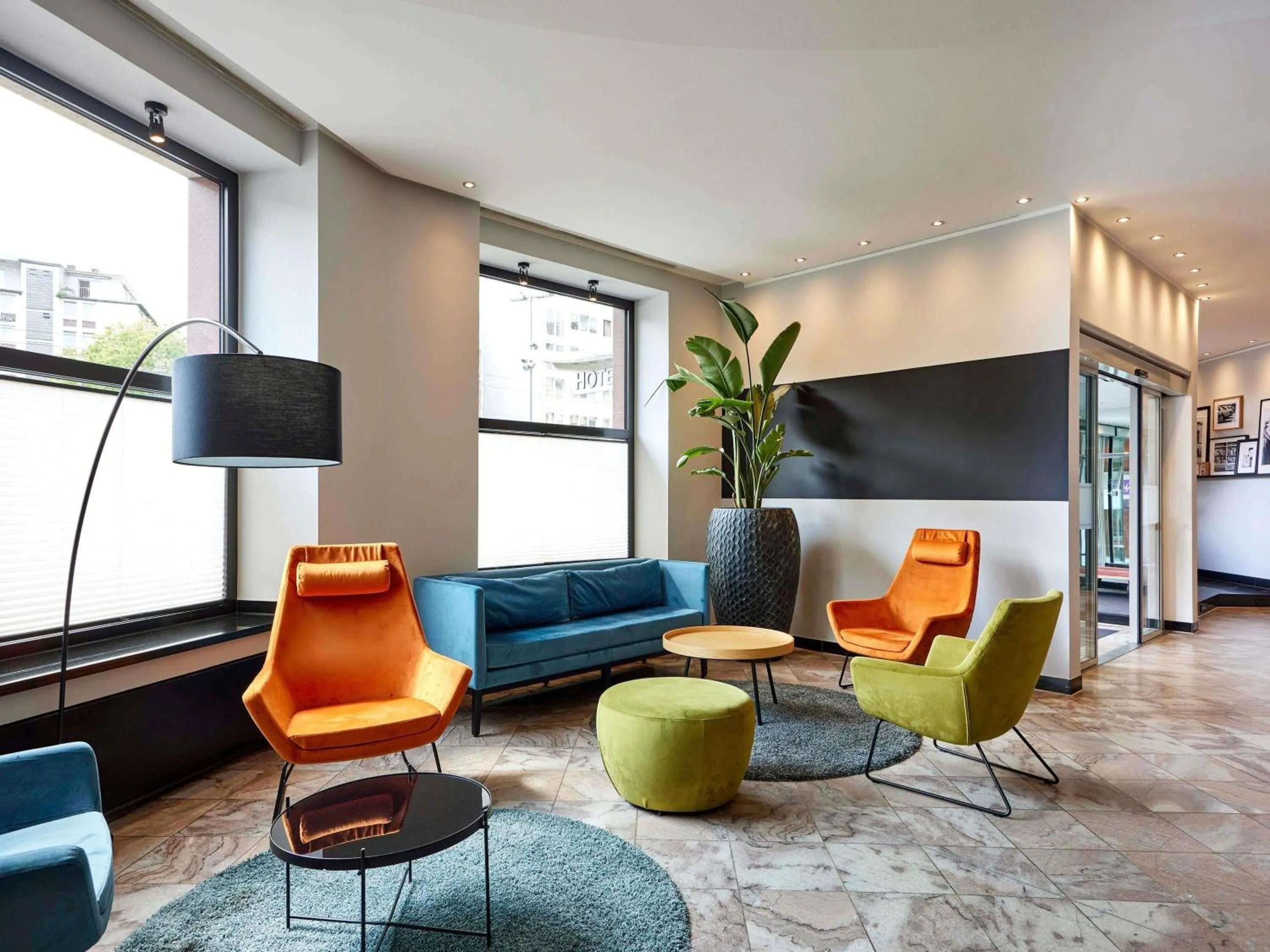 Property building in Mercure Hotel Düsseldorf City Center