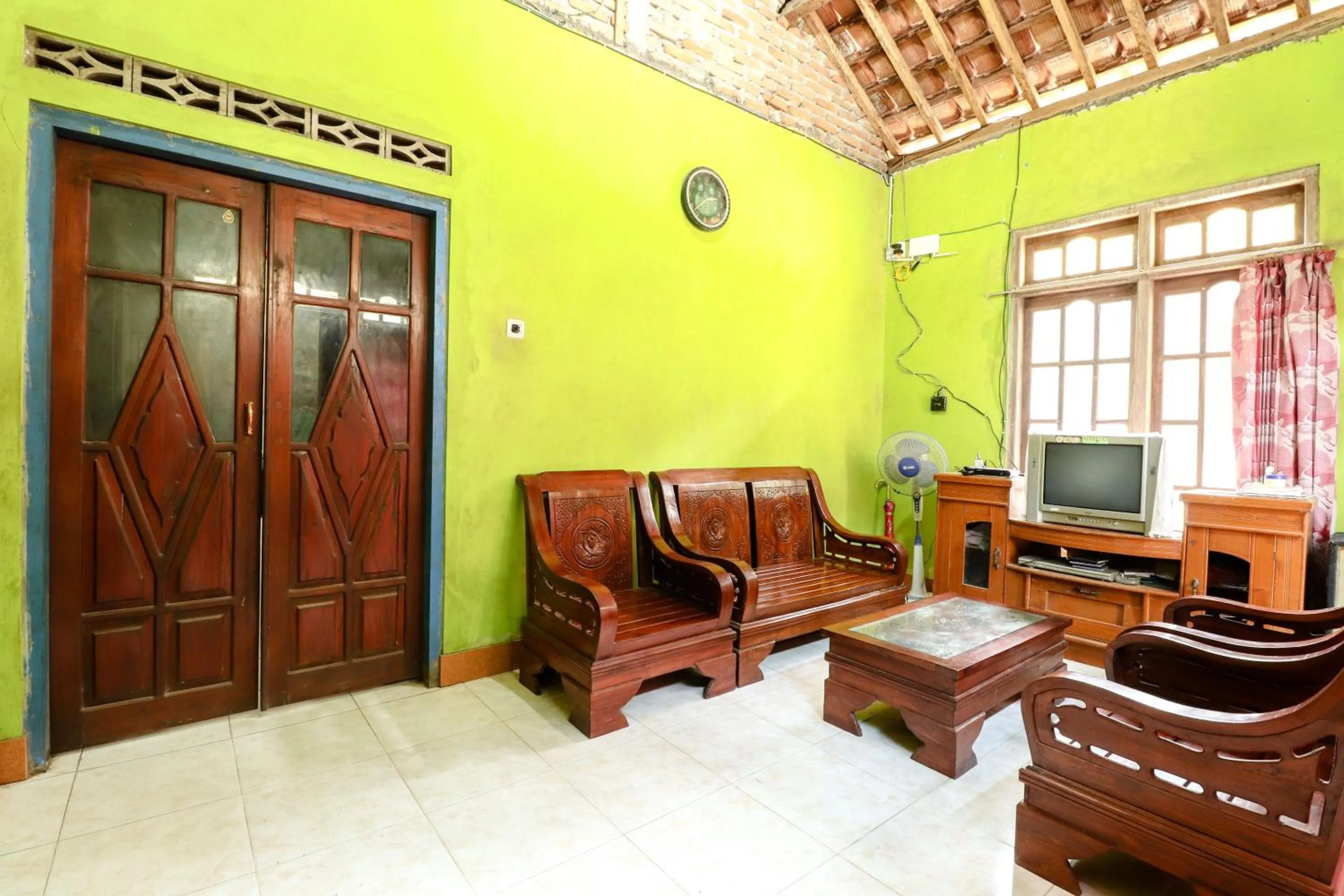 Seating area in Kasmiyem Homestay