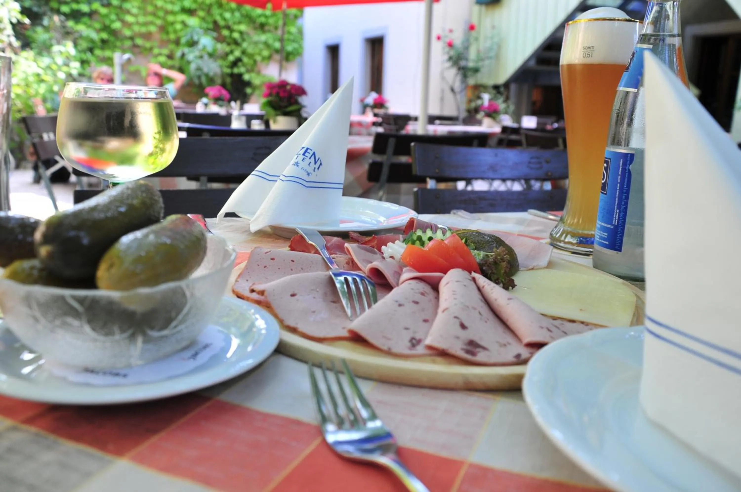 Restaurant/places to eat in Akzent Hotel Schranne