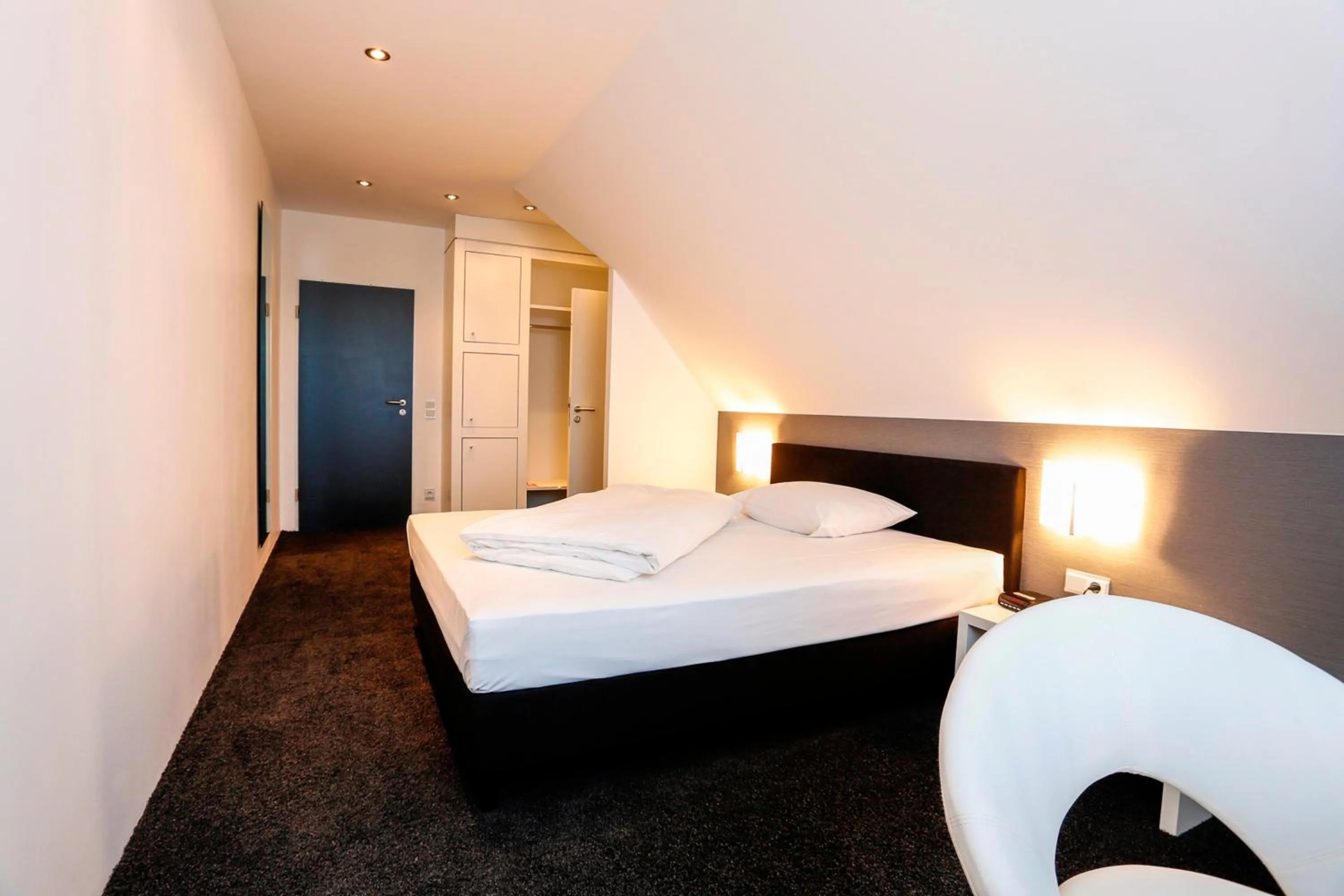 Photo of the whole room, Bed in Hotel Schempp