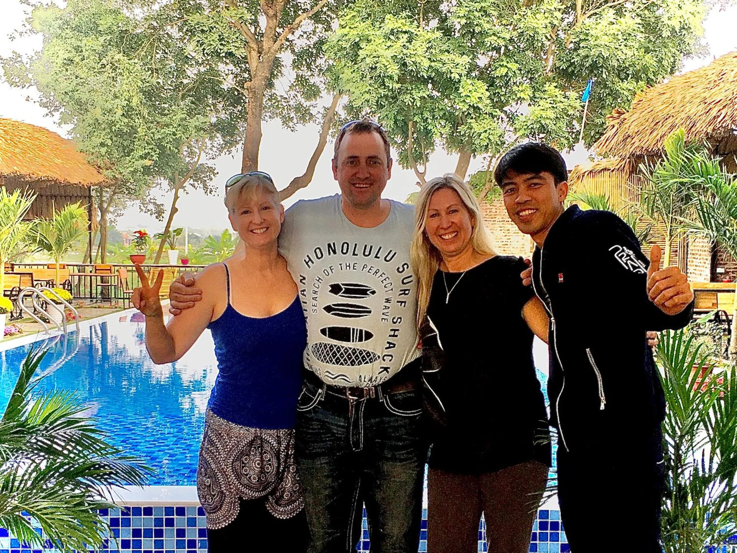 group of guests in Elizabeth Hotel Tam Coc