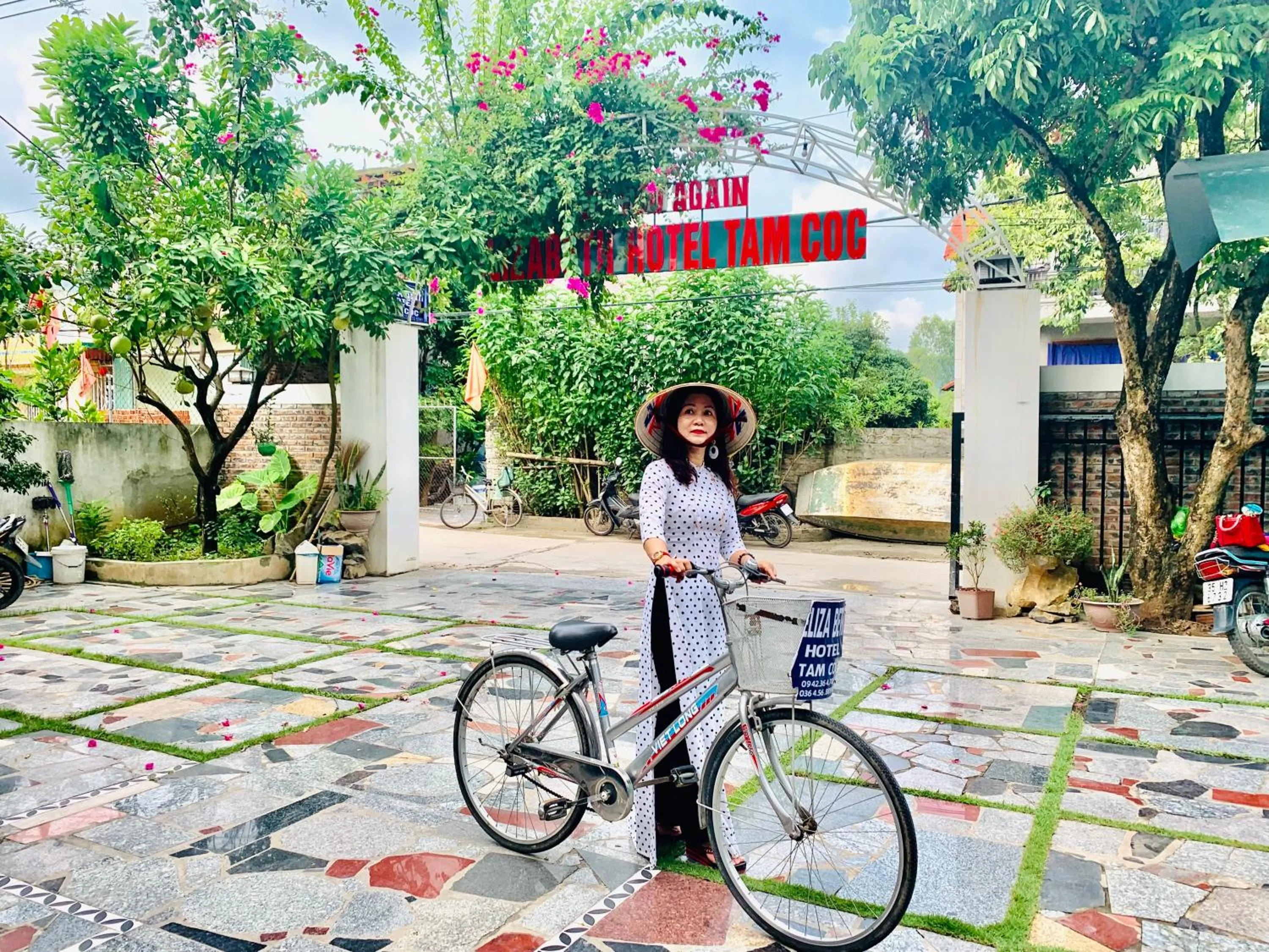 Day in Elizabeth Hotel Tam Coc