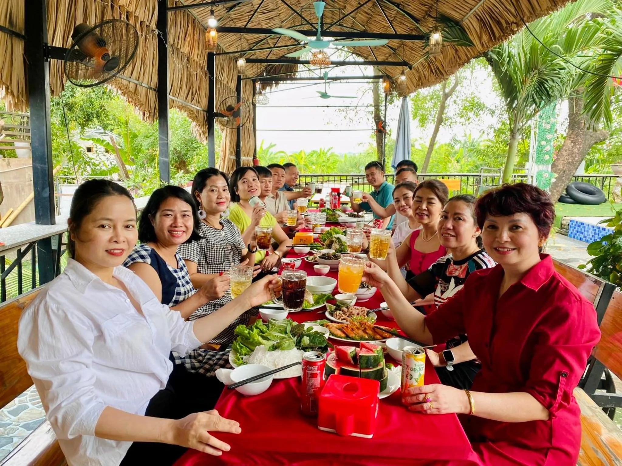 Day in Elizabeth Hotel Tam Coc