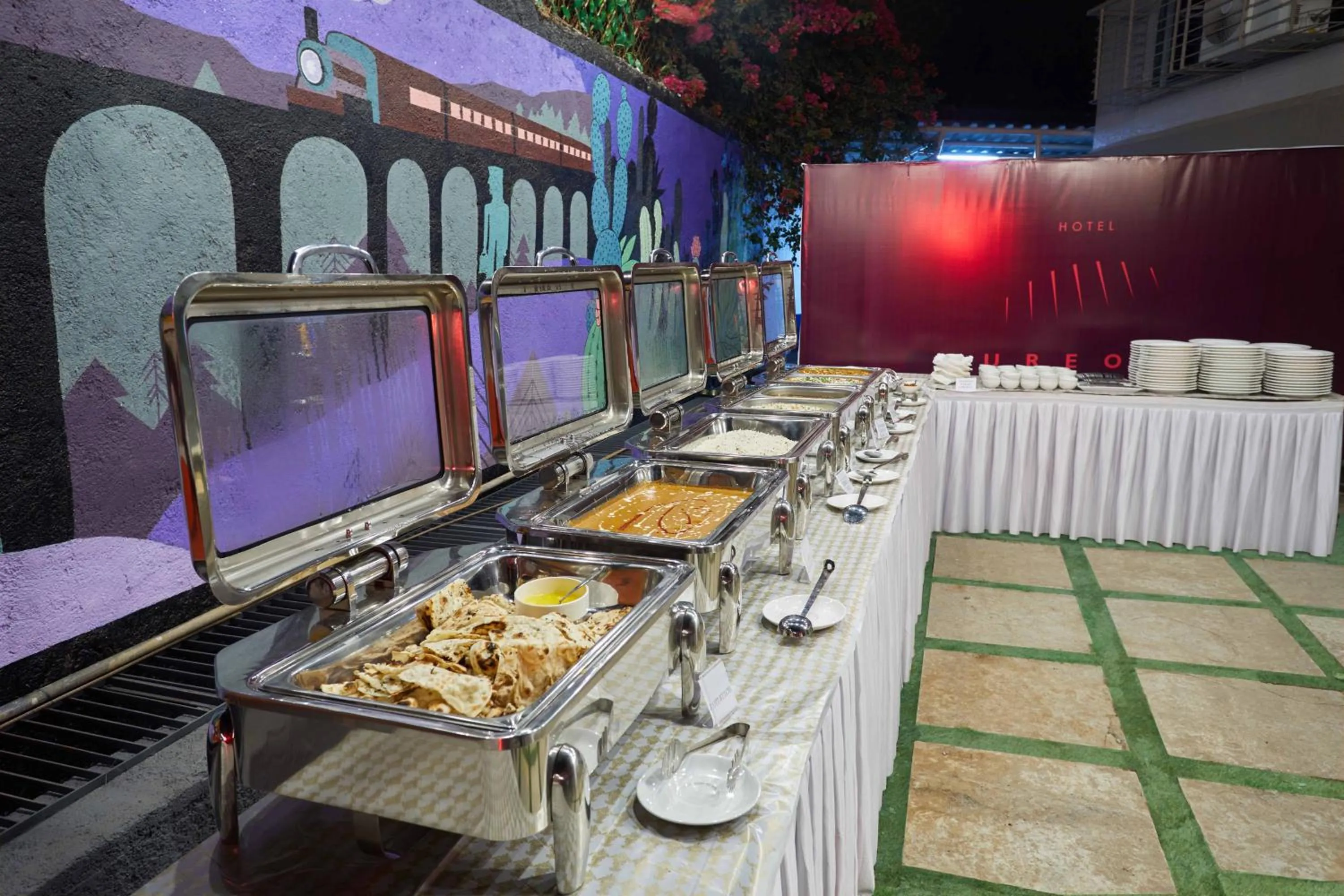 Food and drinks in Aureole Mrida - A Boutique Hotel