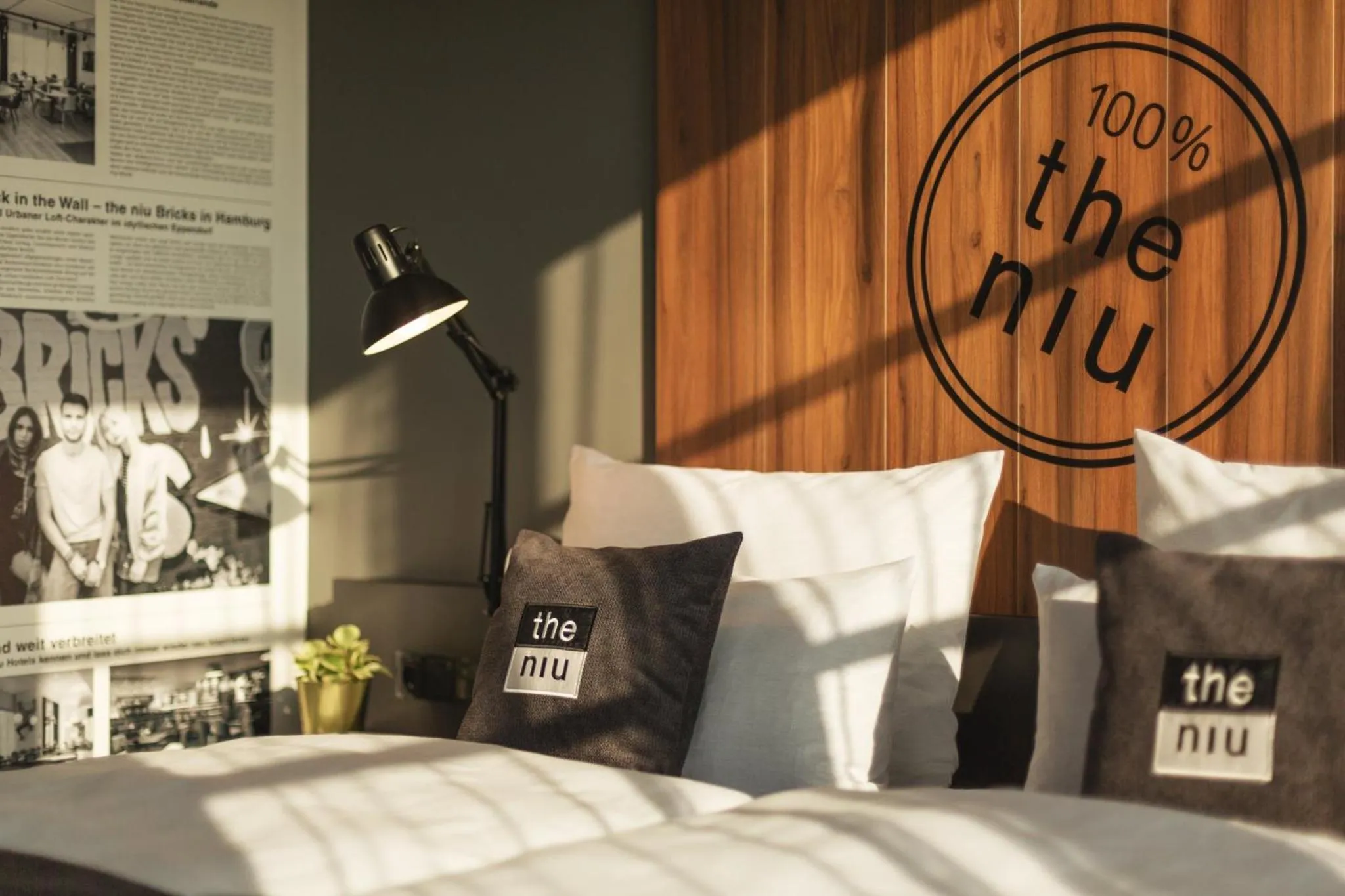 Photo of the whole room, Bed in Holiday Inn - the niu, Bricks Hamburg Eppendorf by IHG