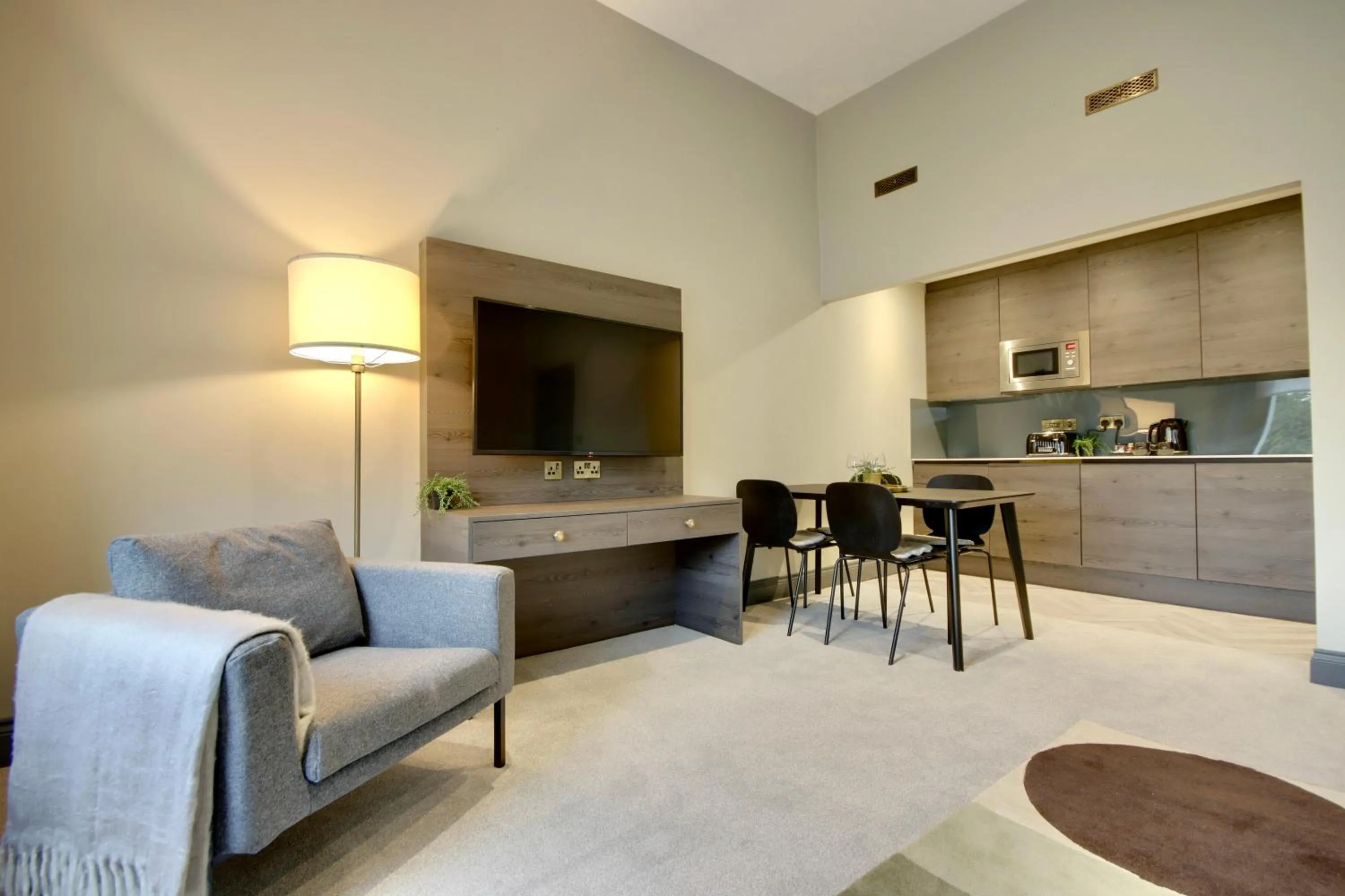 Dining area in Orange Grove Hotel & Gardens