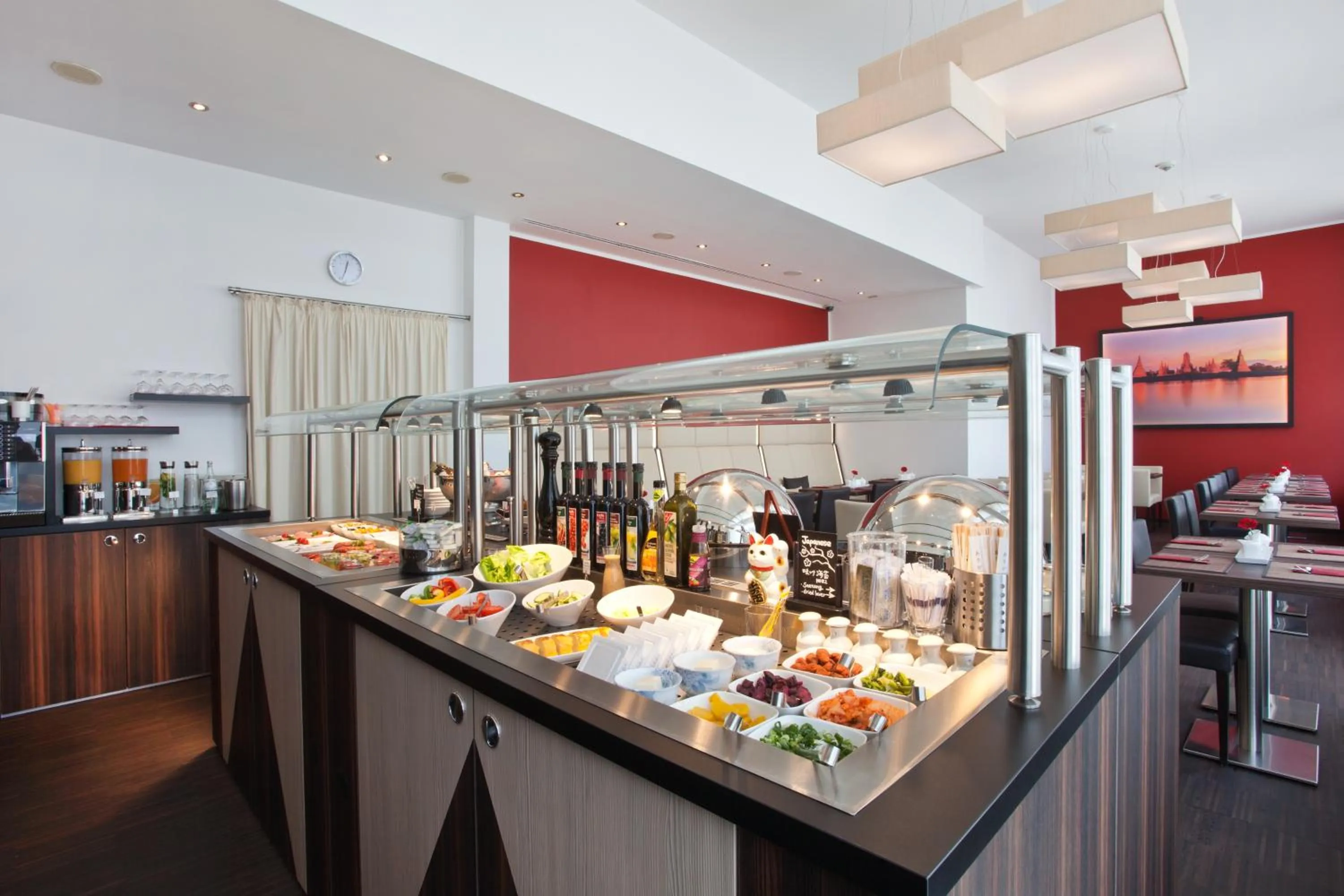 Food and drinks in Hotel Asahi