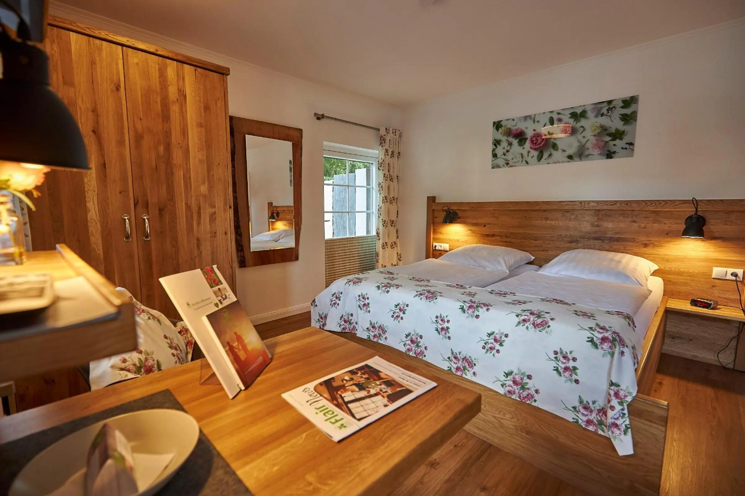 Bed in Flair Landhotel Strengliner Mühle