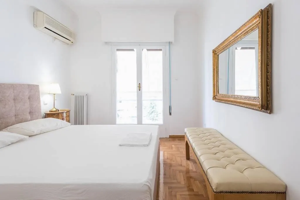 Bed in Victoria Supreme Suite