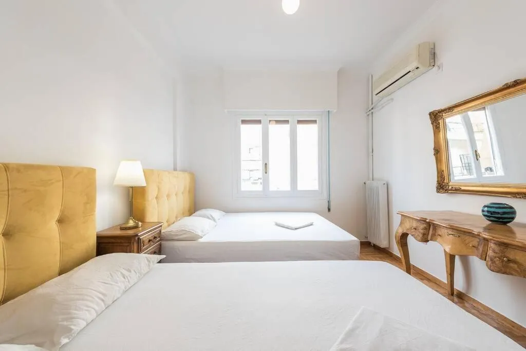 Bed in Victoria Supreme Suite