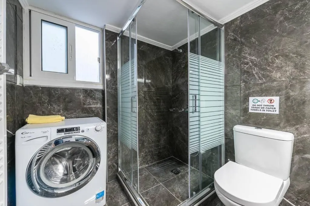 Victoria Supreme Suite