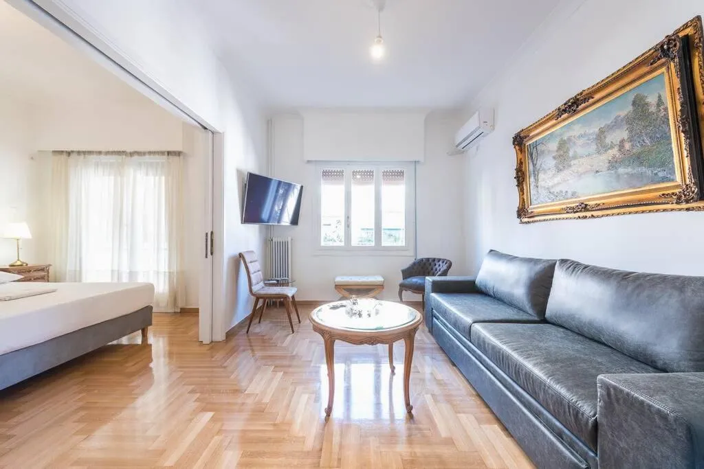 Bed in Victoria Supreme Suite