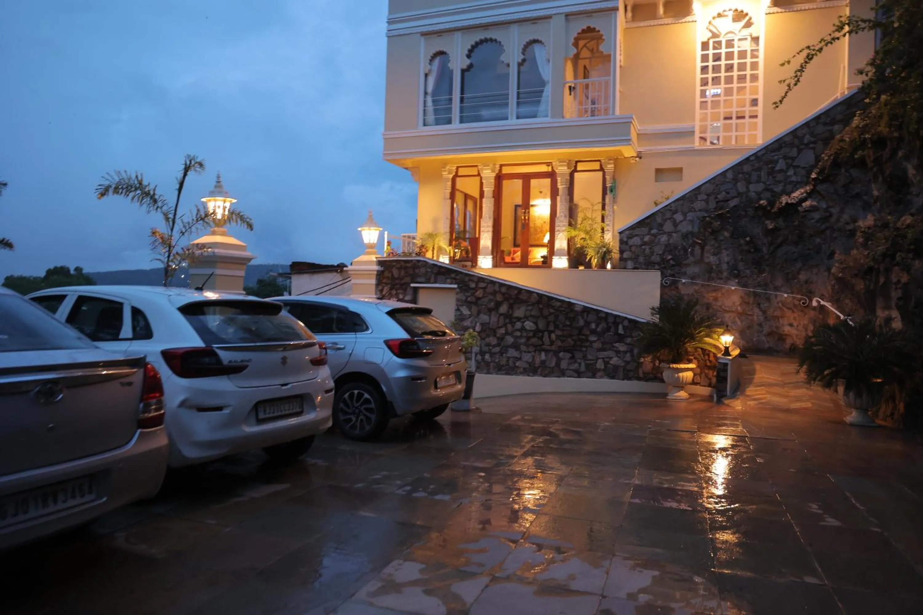 Parking in Burj Baneria - A Boutique Homestay