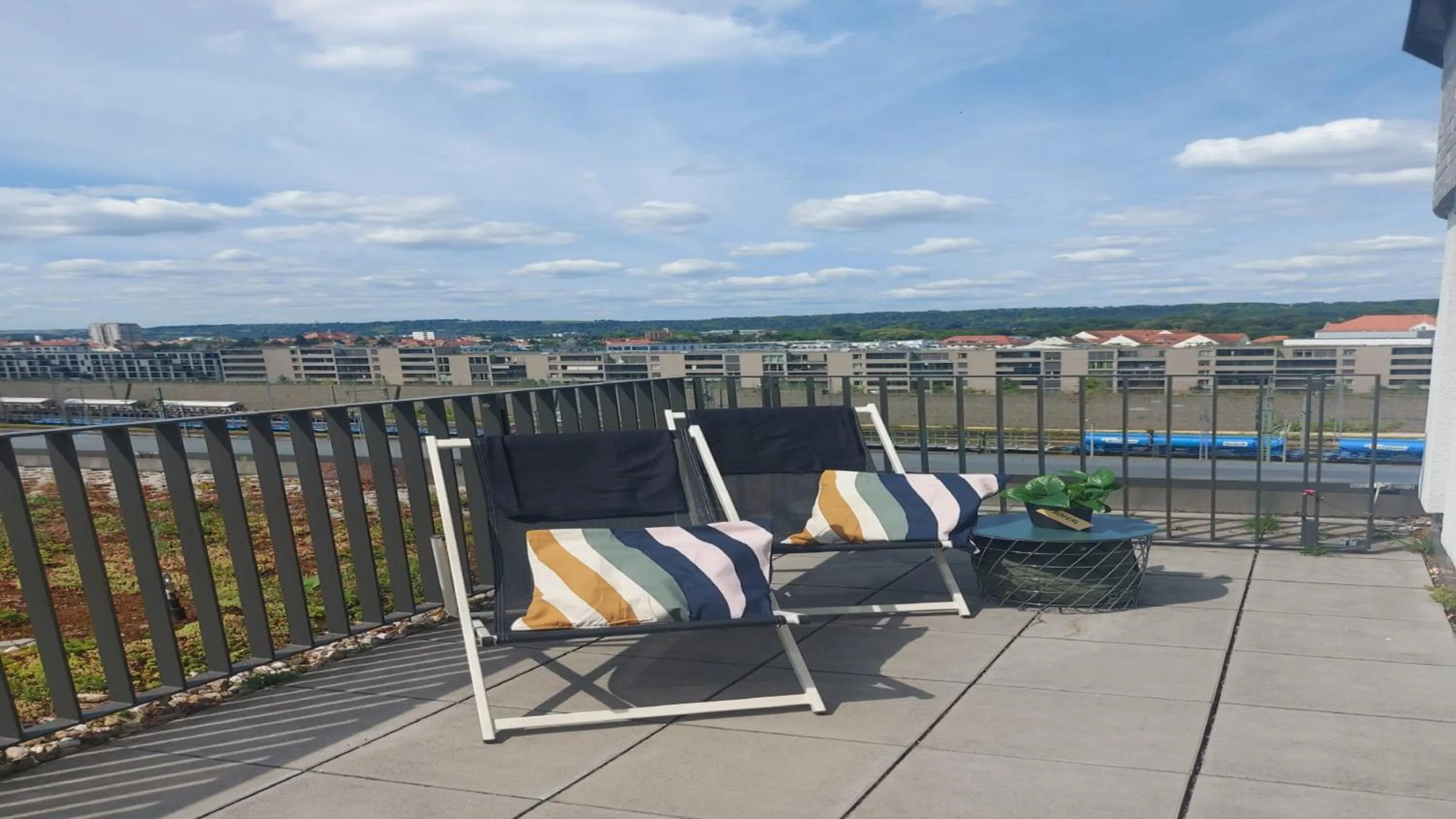 Photo of the whole room in Holiday Inn - the niu, Sparrow Regensburg by IHG