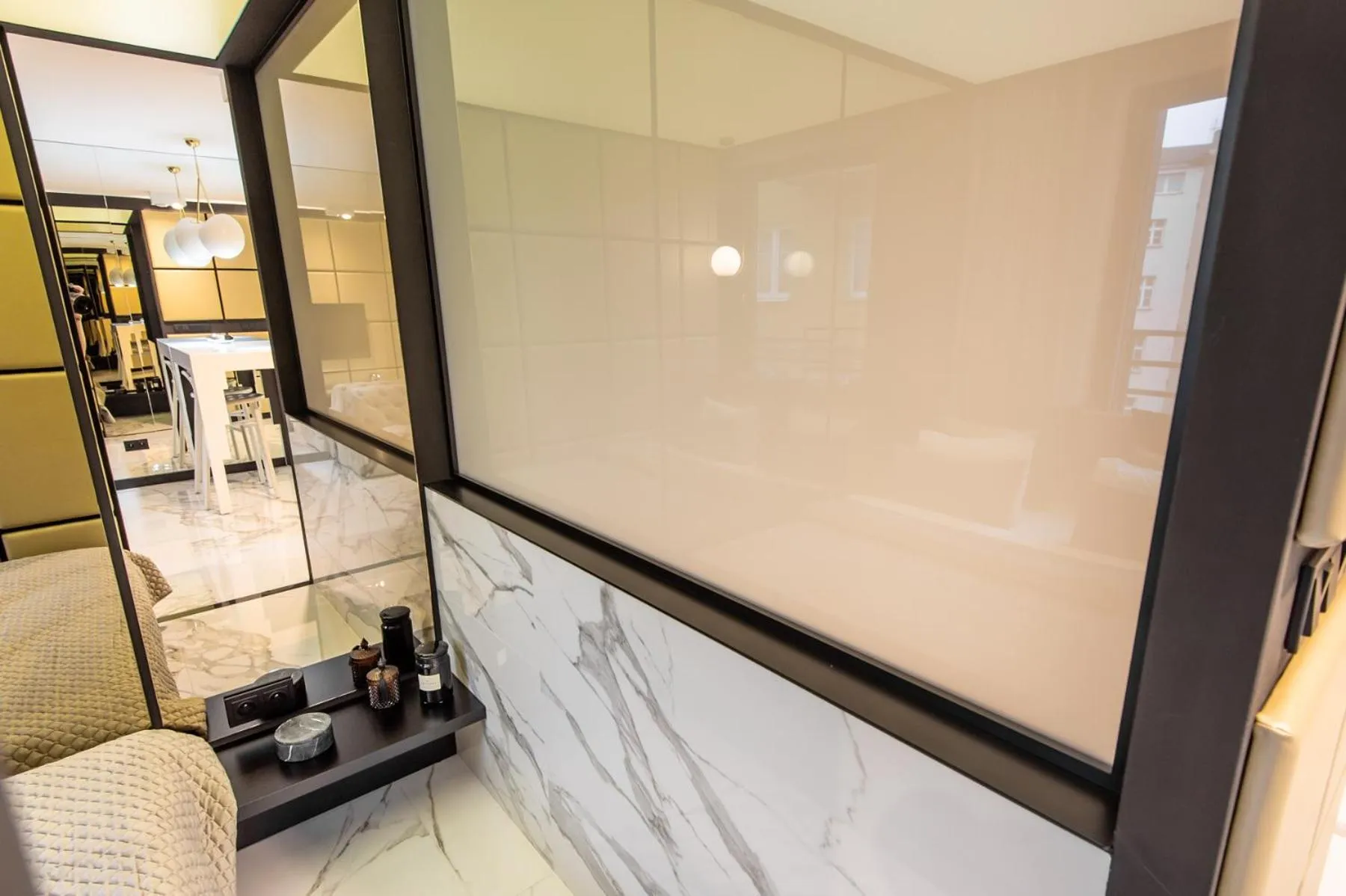 Super Apartment with Hot Tub