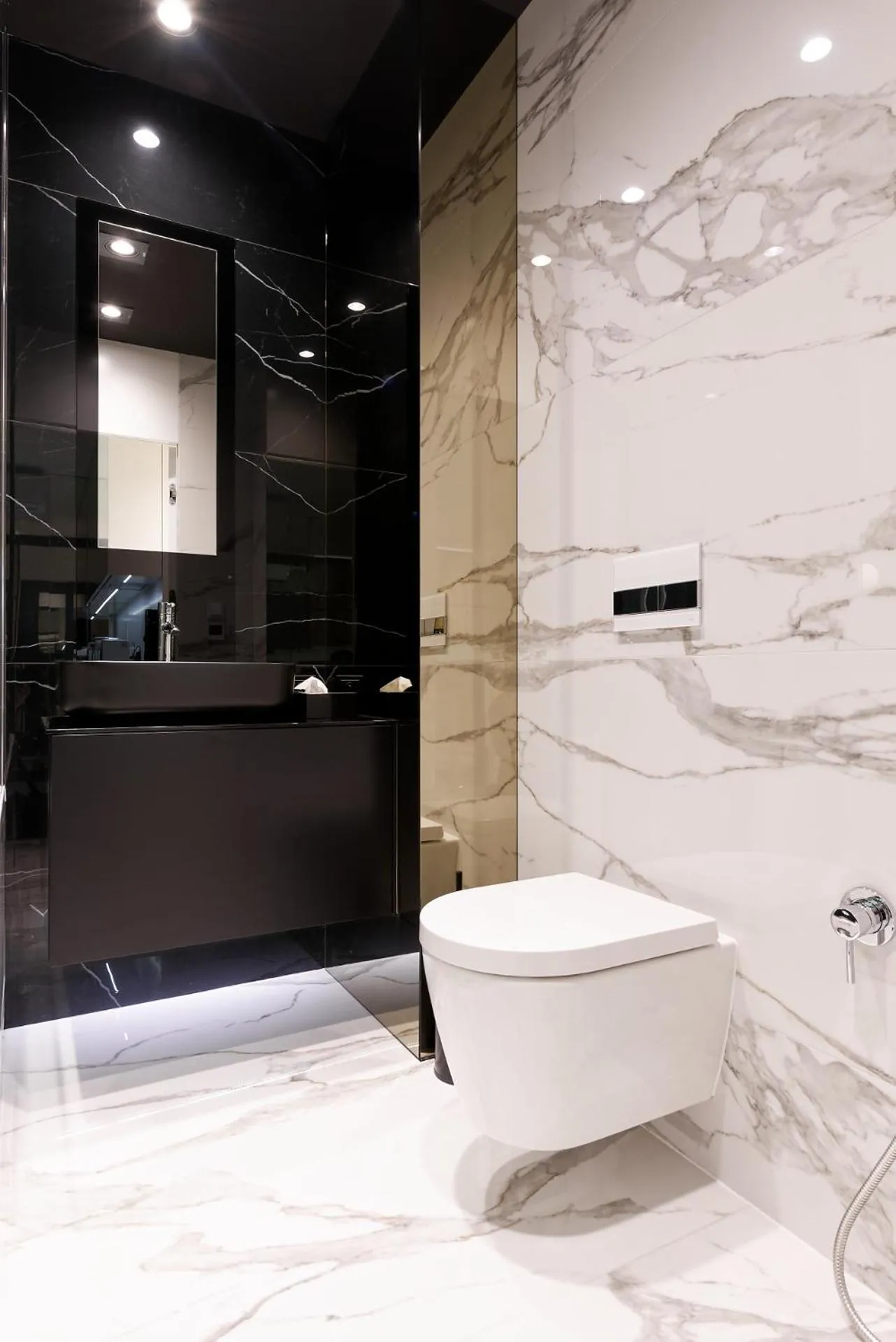 Bathroom in Super Apartment with Hot Tub