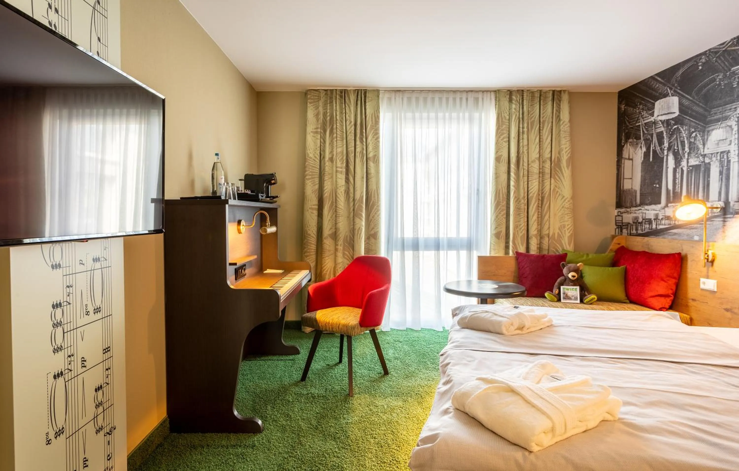 Photo of the whole room, Bed in mightyTwice Hotel Dresden