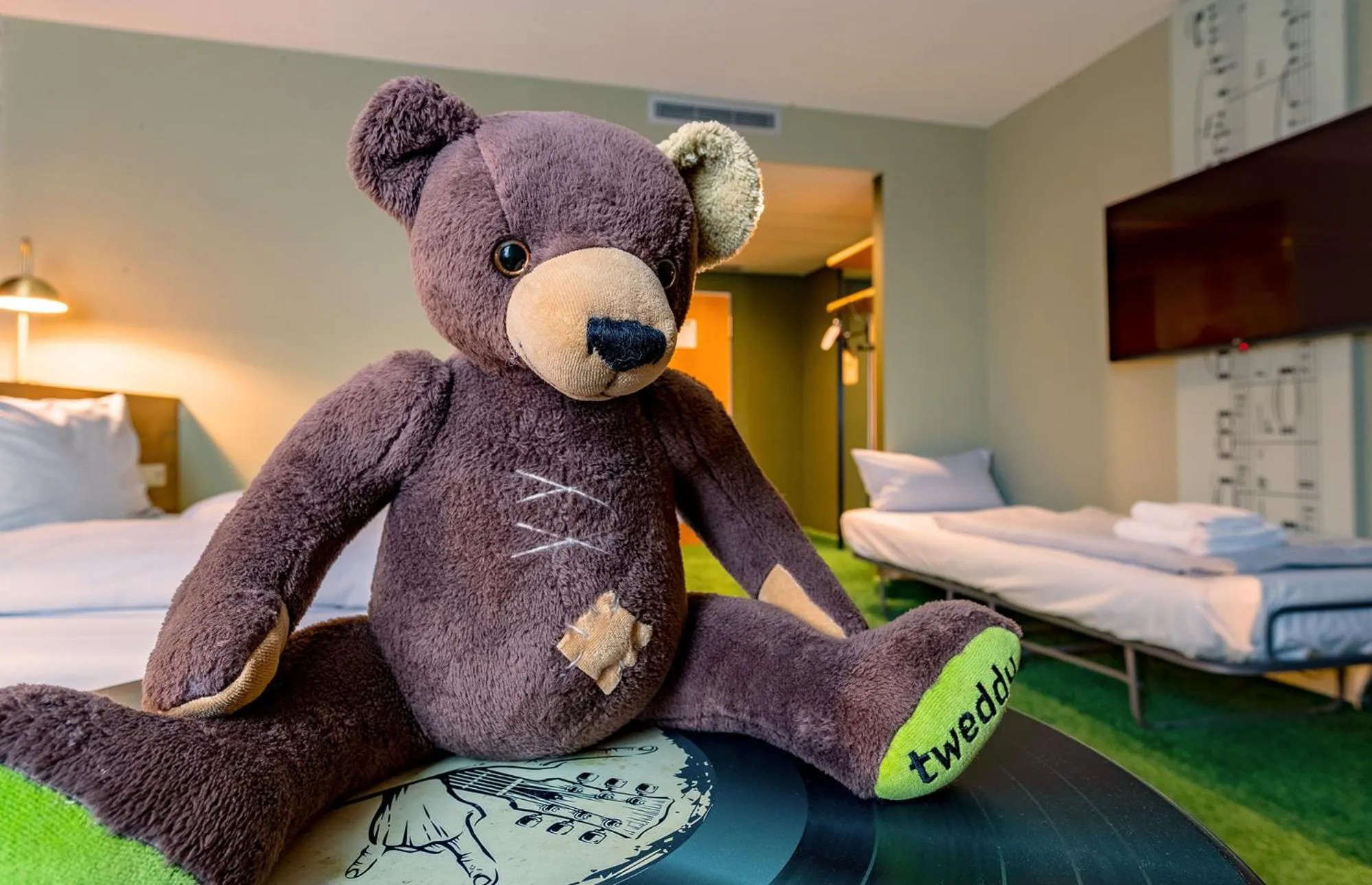 Photo of the whole room, Bed in mightyTwice Hotel Dresden