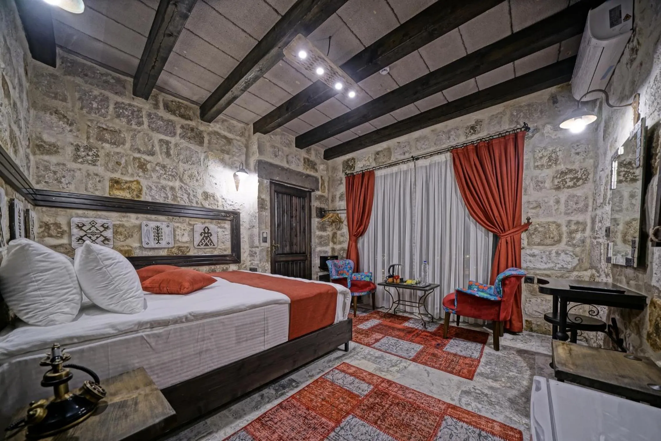 Photo of the whole room, Bed in Arinna Cappadocia