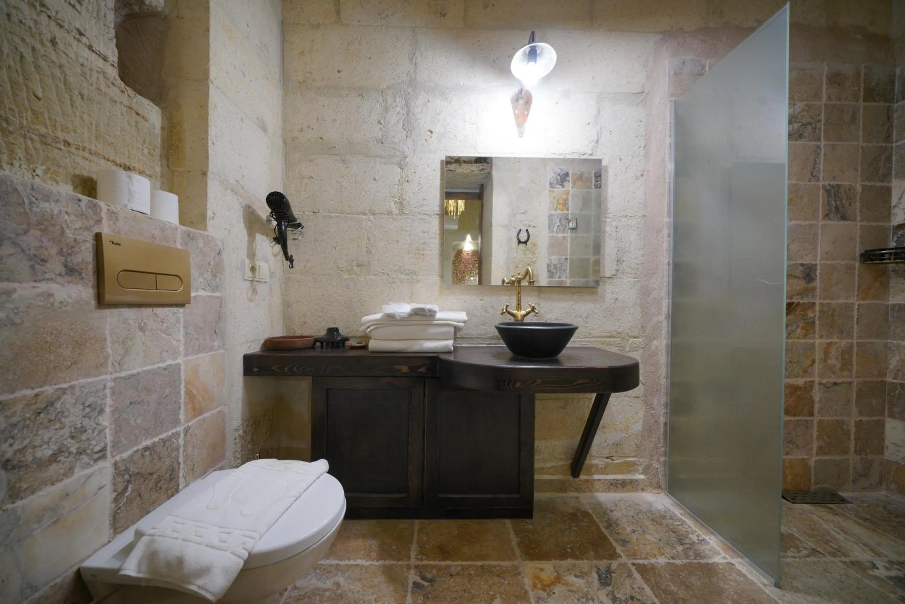 Bathroom in Arinna Cappadocia