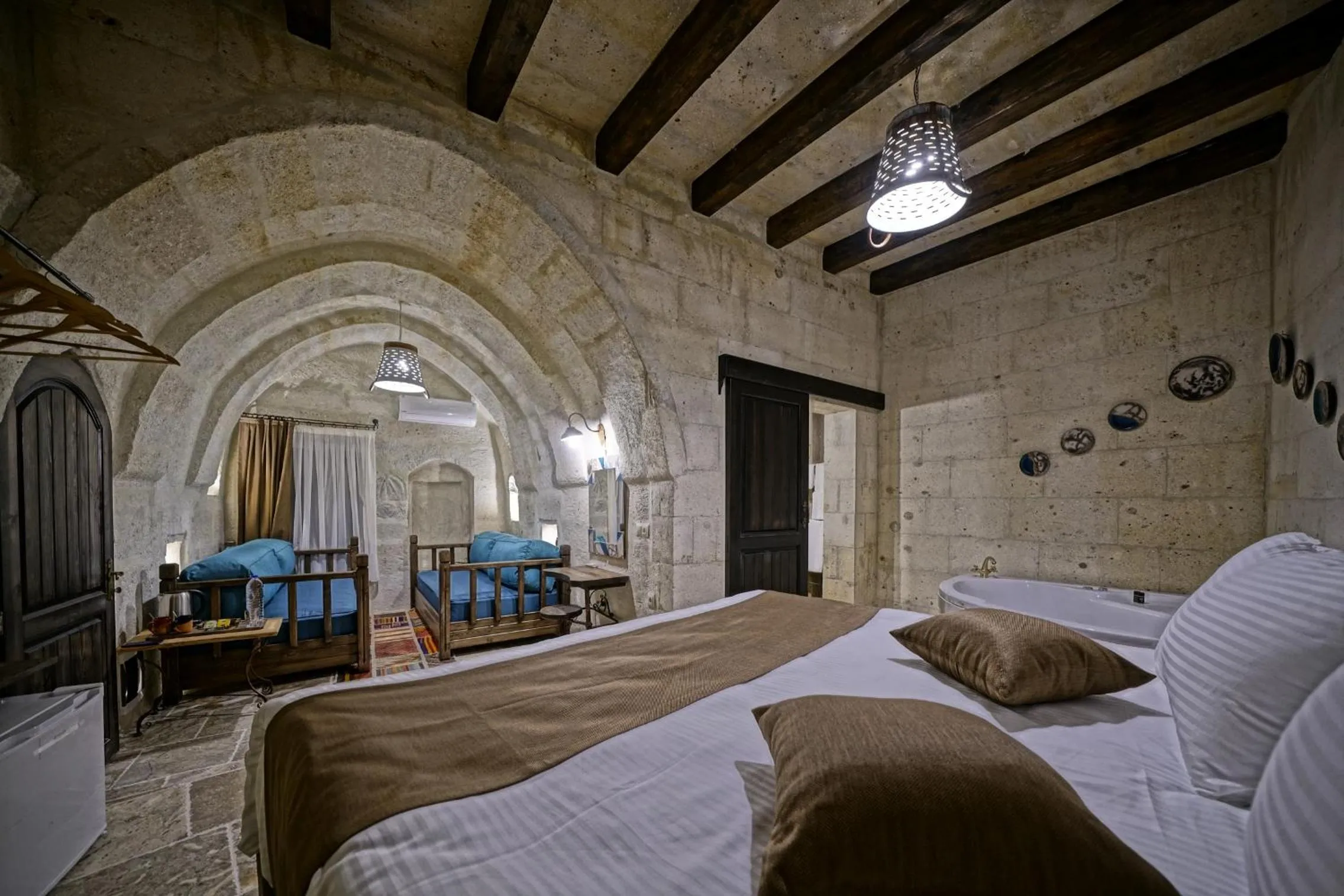 Photo of the whole room, Bed in Arinna Cappadocia