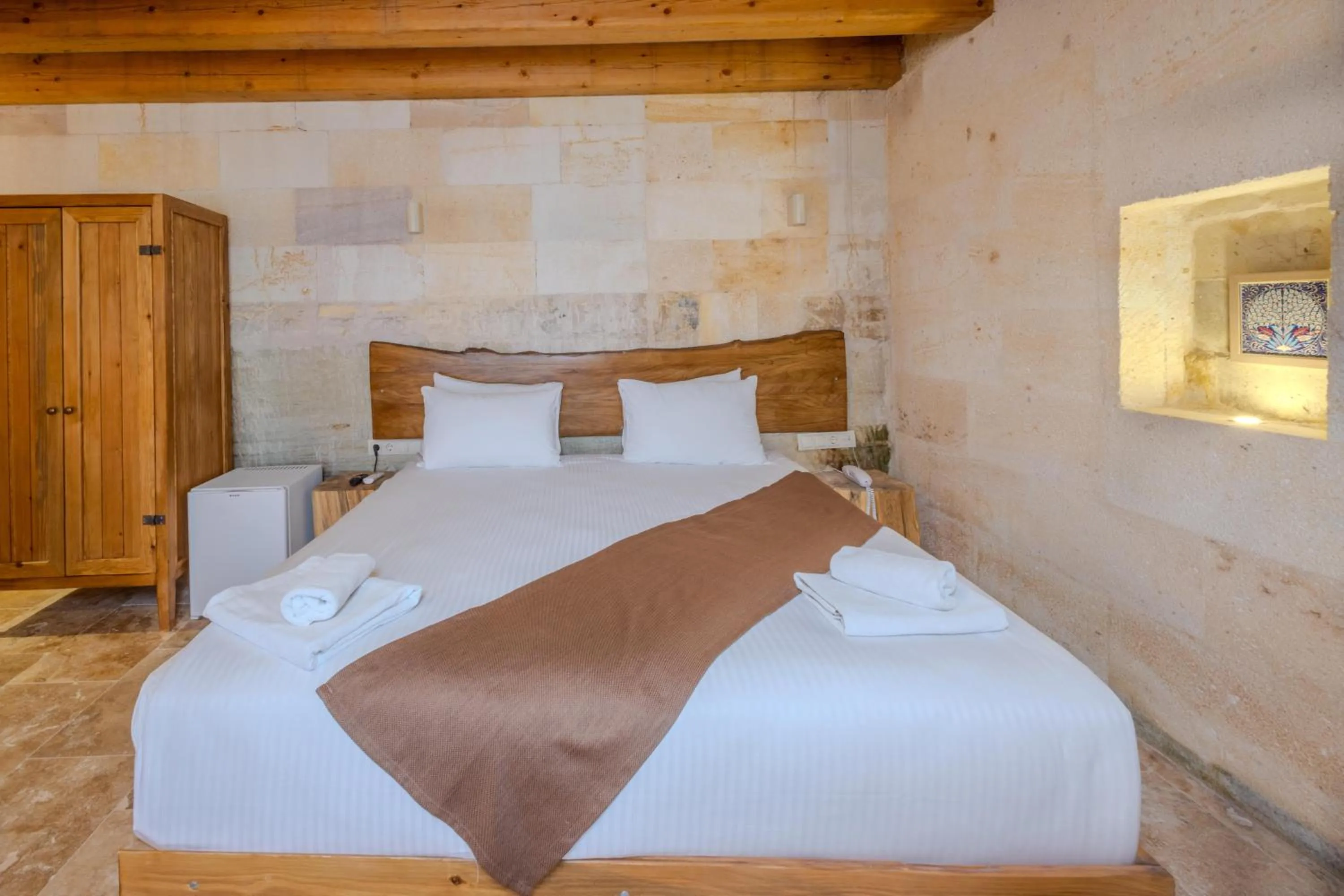 Bed in Arinna Cappadocia