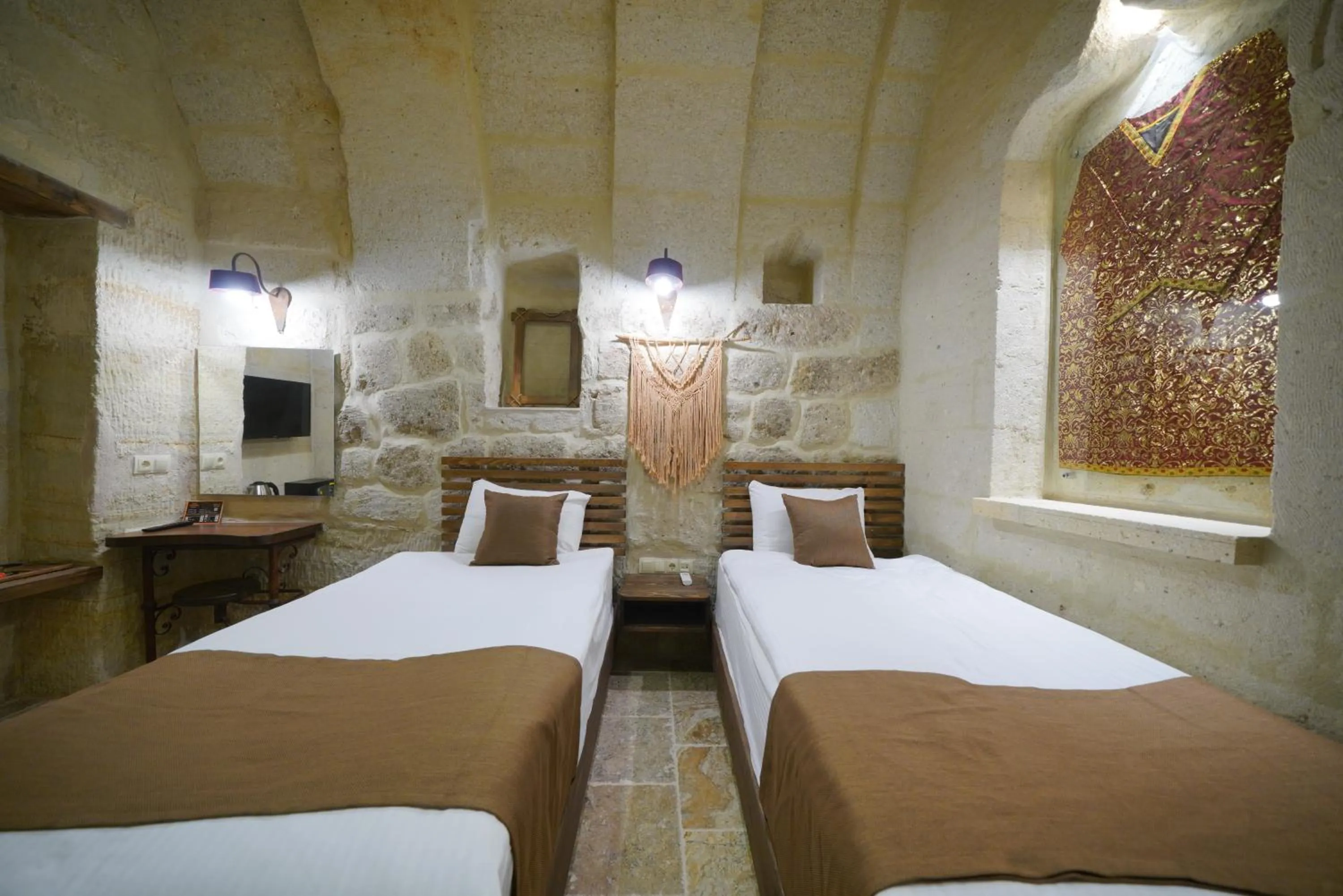 Bed in Arinna Cappadocia