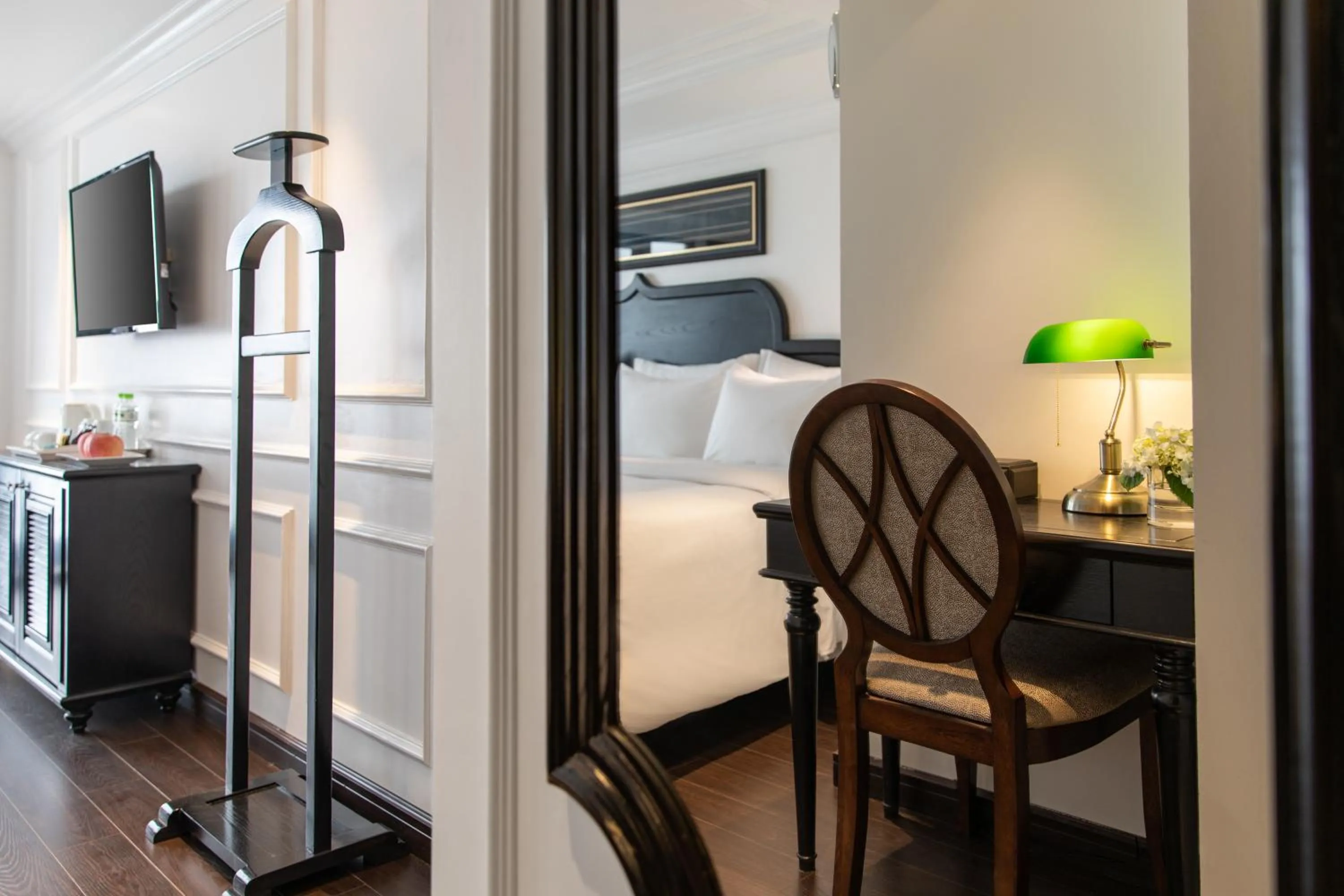 Dining area, Bed in My Gallery Boutique Hotel & Spa