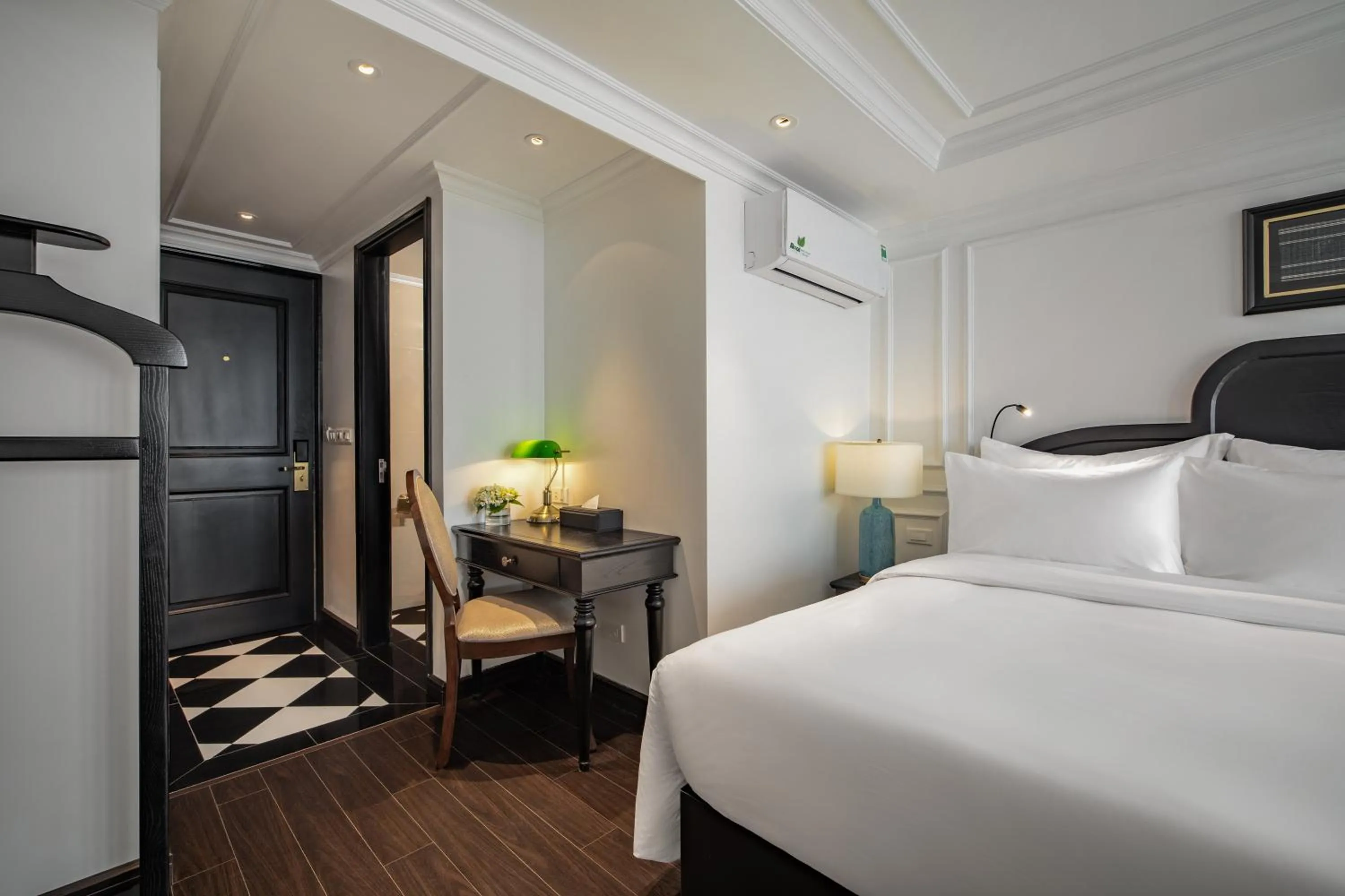 Bed in My Gallery Boutique Hotel & Spa