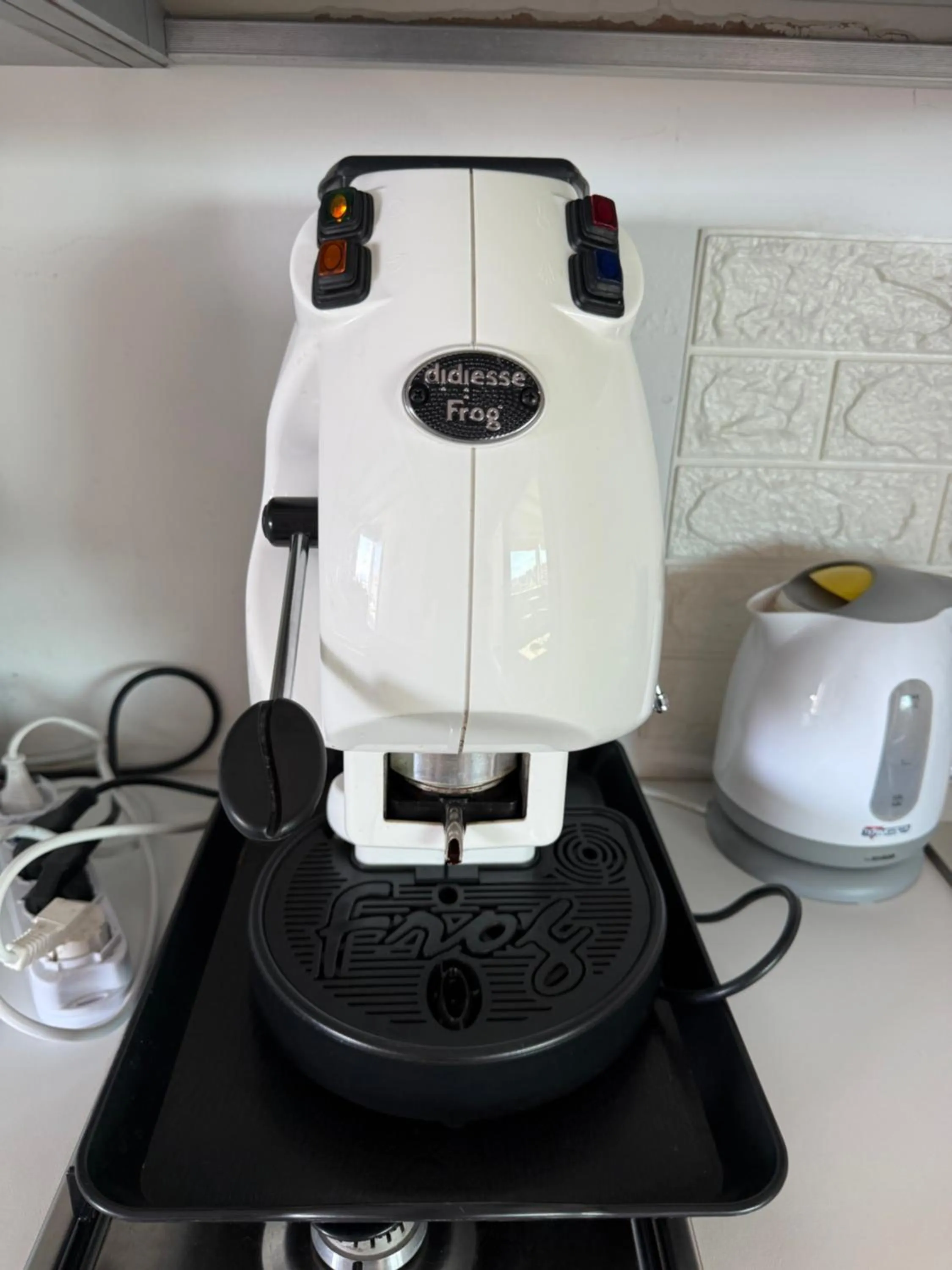 Coffee/tea facilities in Terrazza Sangiuliano