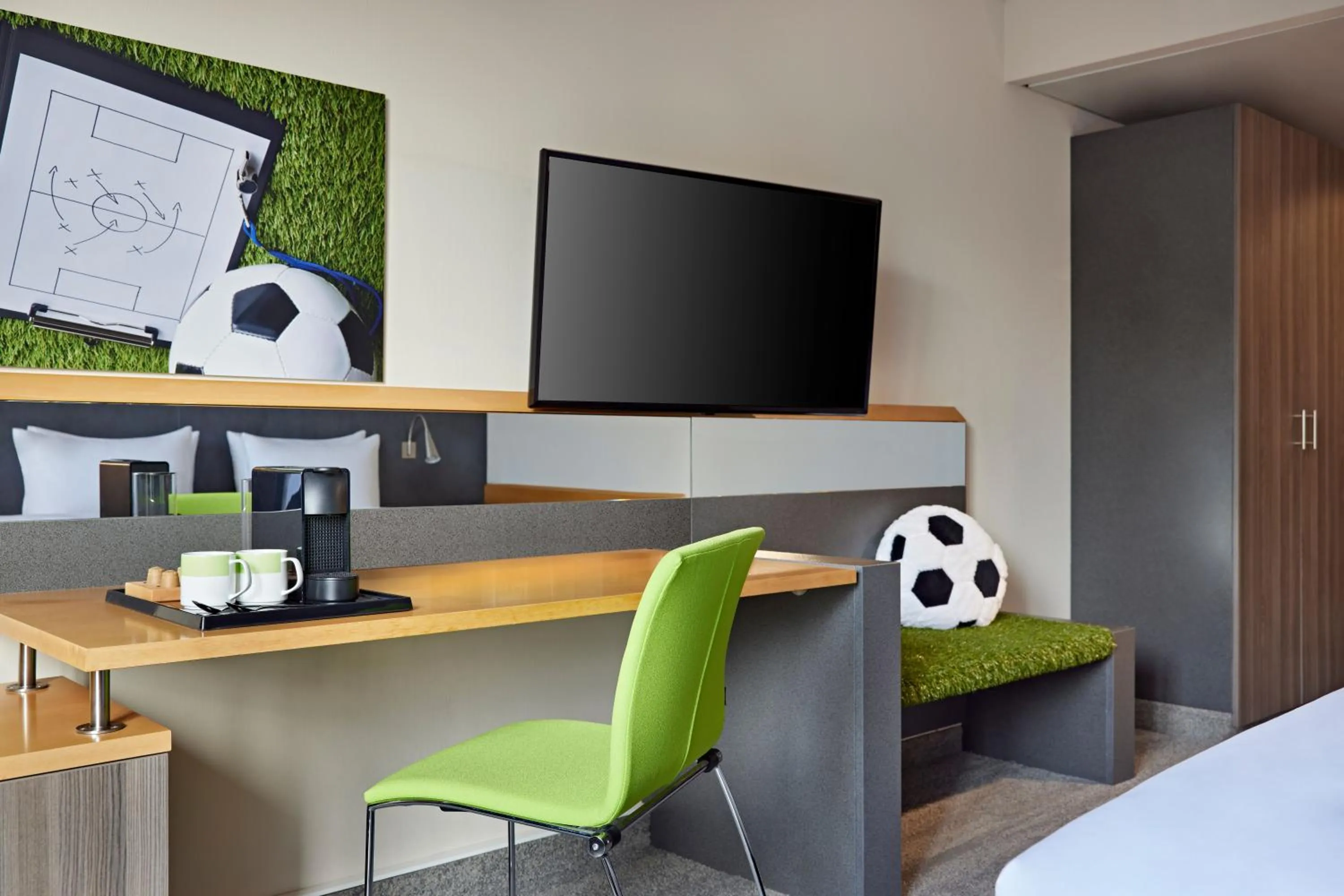 TV and multimedia in Lindner Hotel Leverkusen BayArena, part of JdV by Hyatt