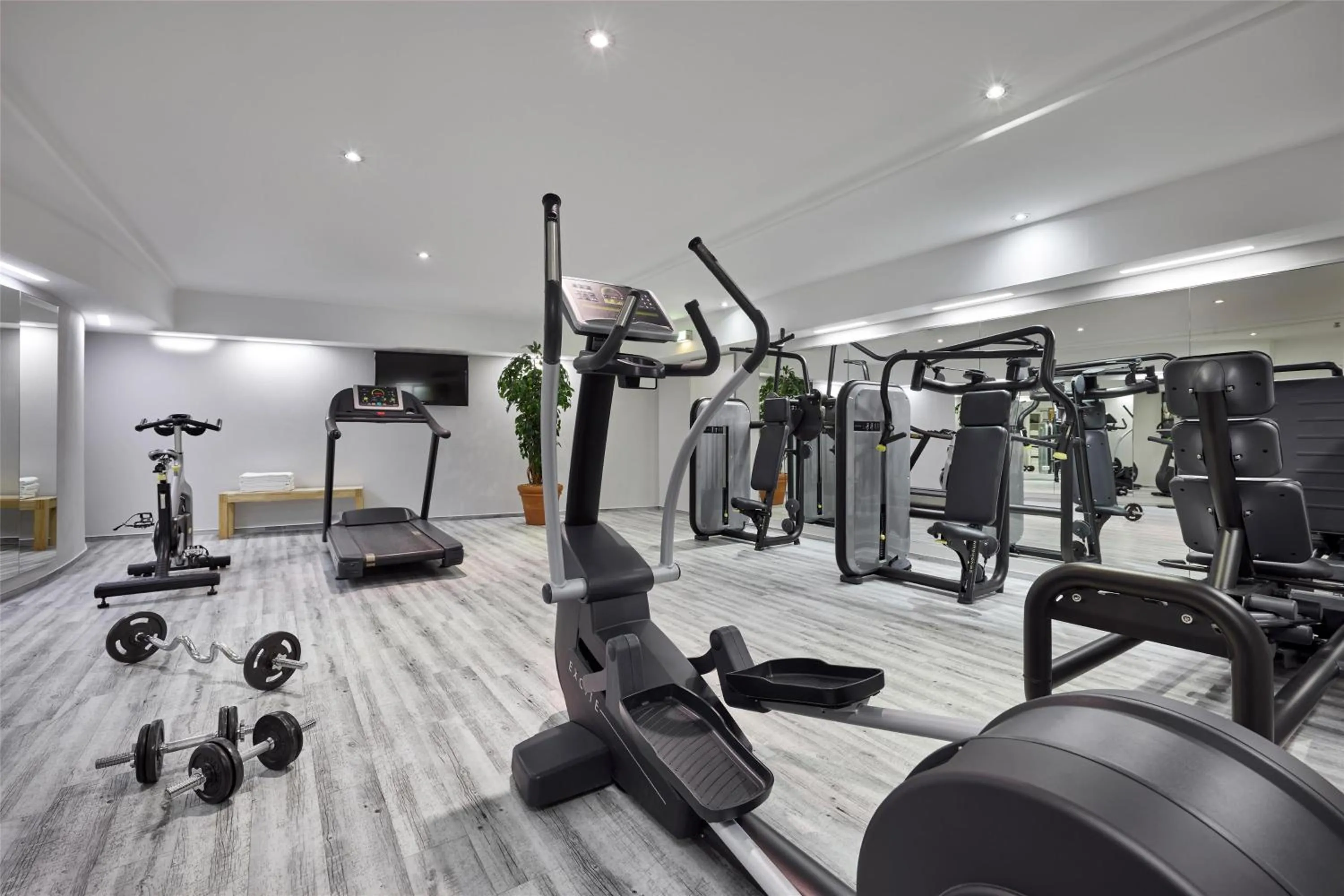 Fitness centre/facilities in Lindner Hotel Leverkusen BayArena, part of JdV by Hyatt