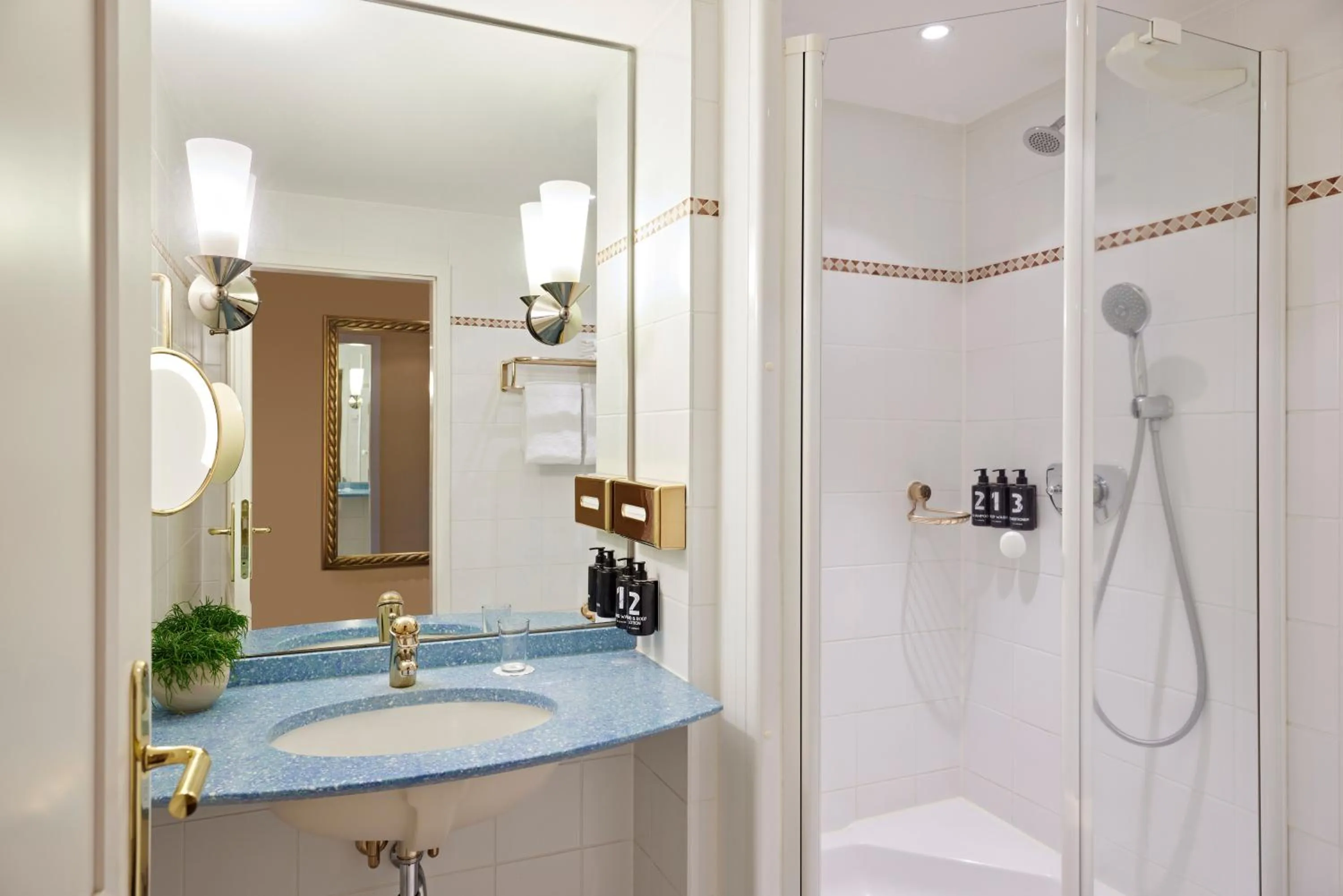 Bathroom in Golf- und Sporthotel Wiesensee