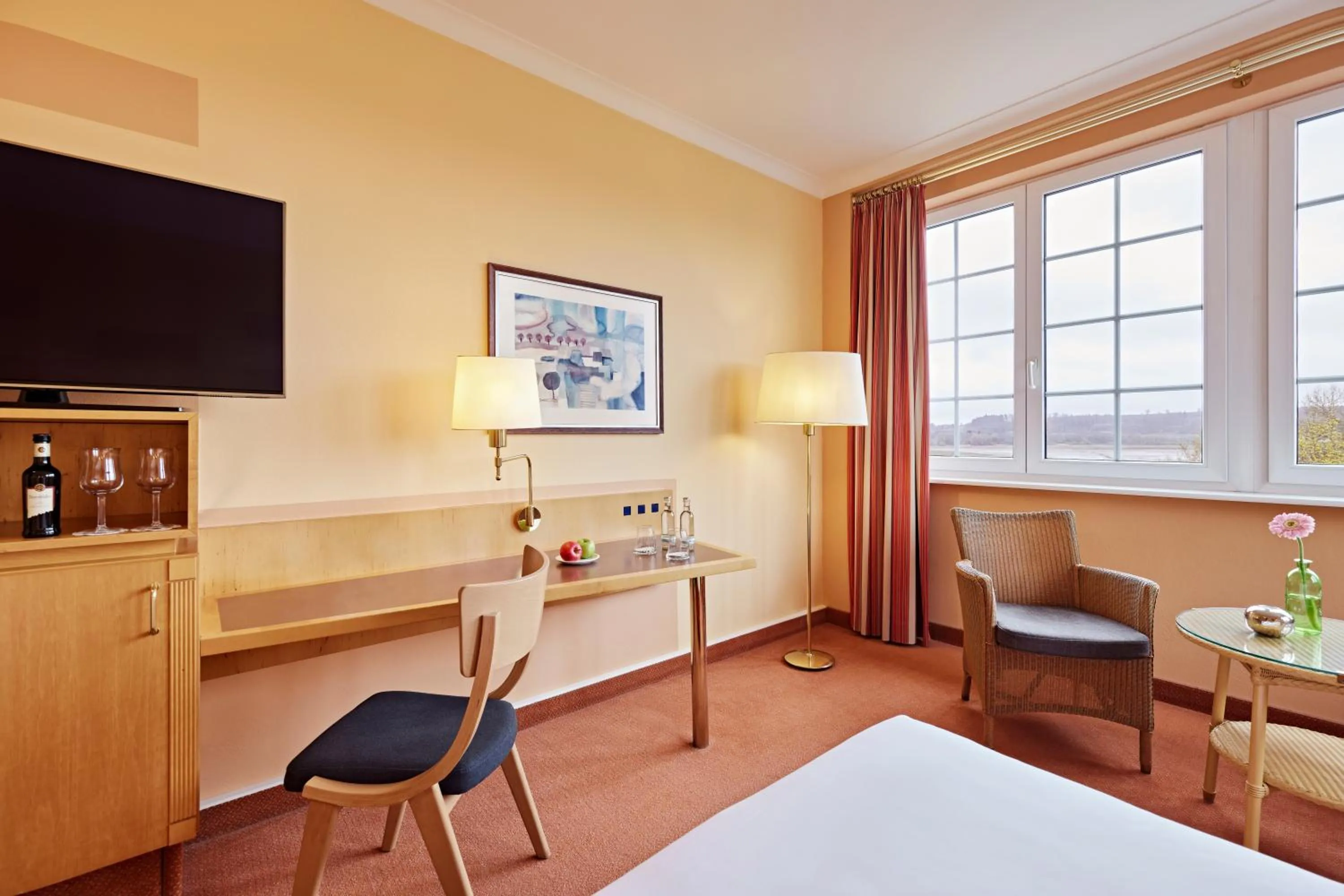 Photo of the whole room, Bed in Golf- und Sporthotel Wiesensee