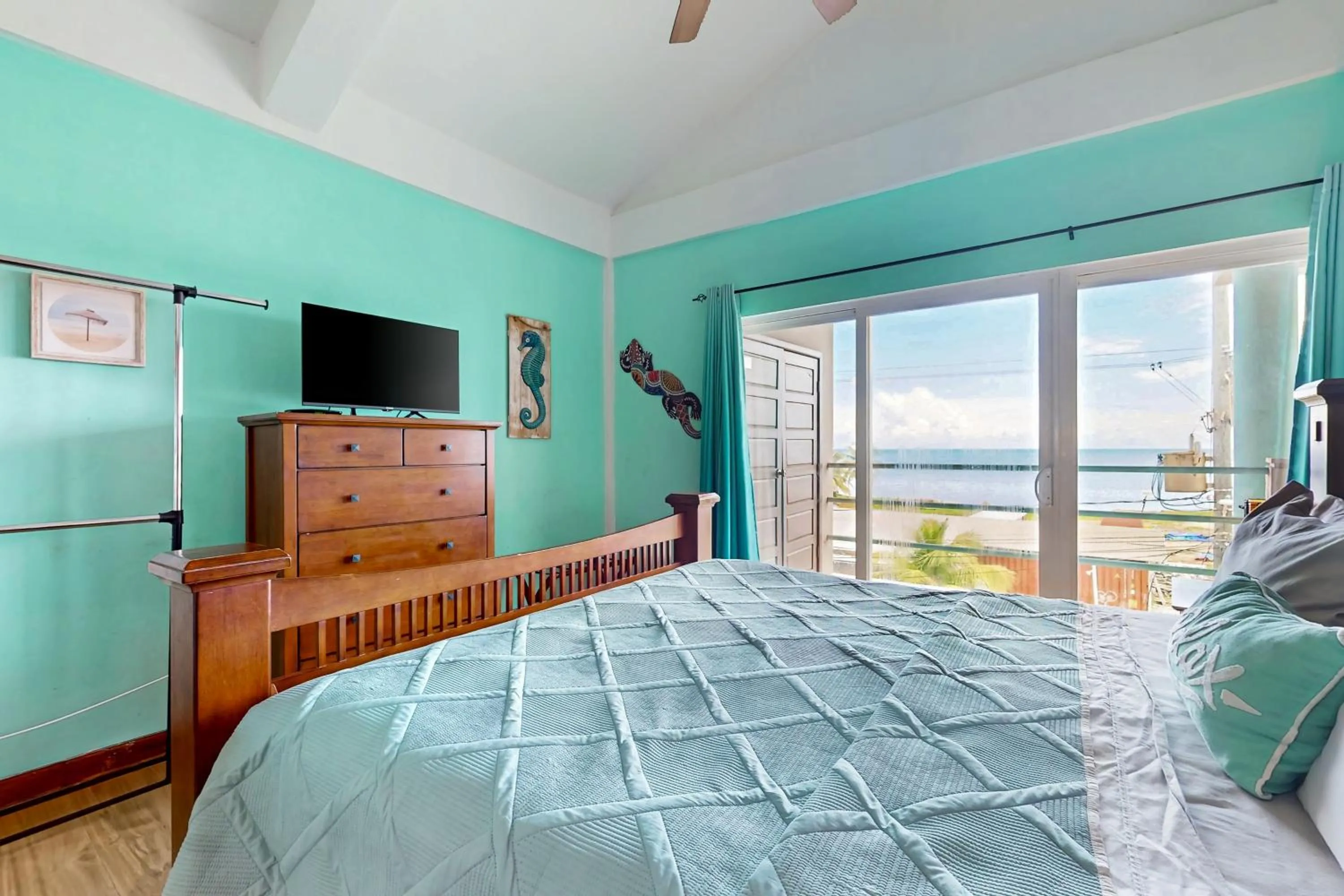 Bed in Suite E302 @ Mara Laguna