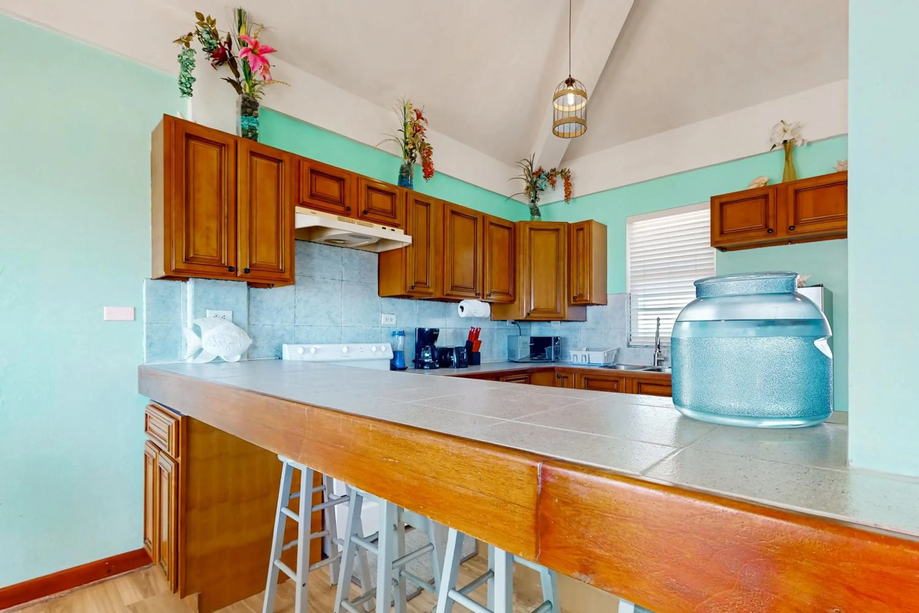 Suite E302 @ Mara Laguna