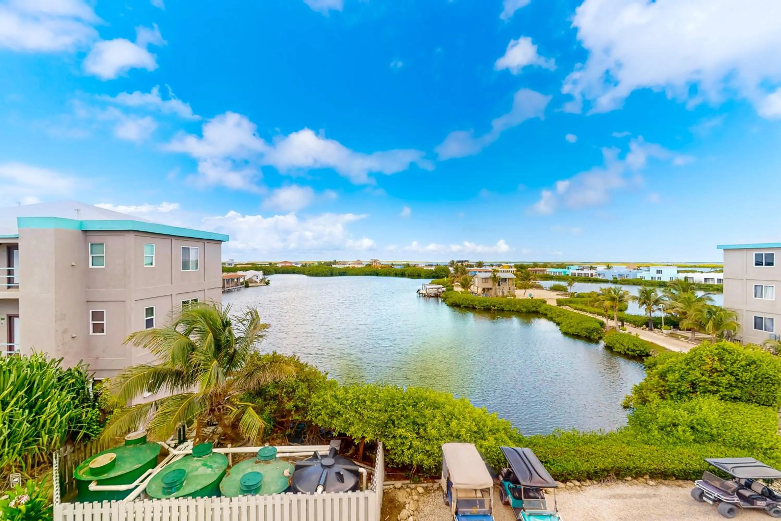 Suite E302 @ Mara Laguna