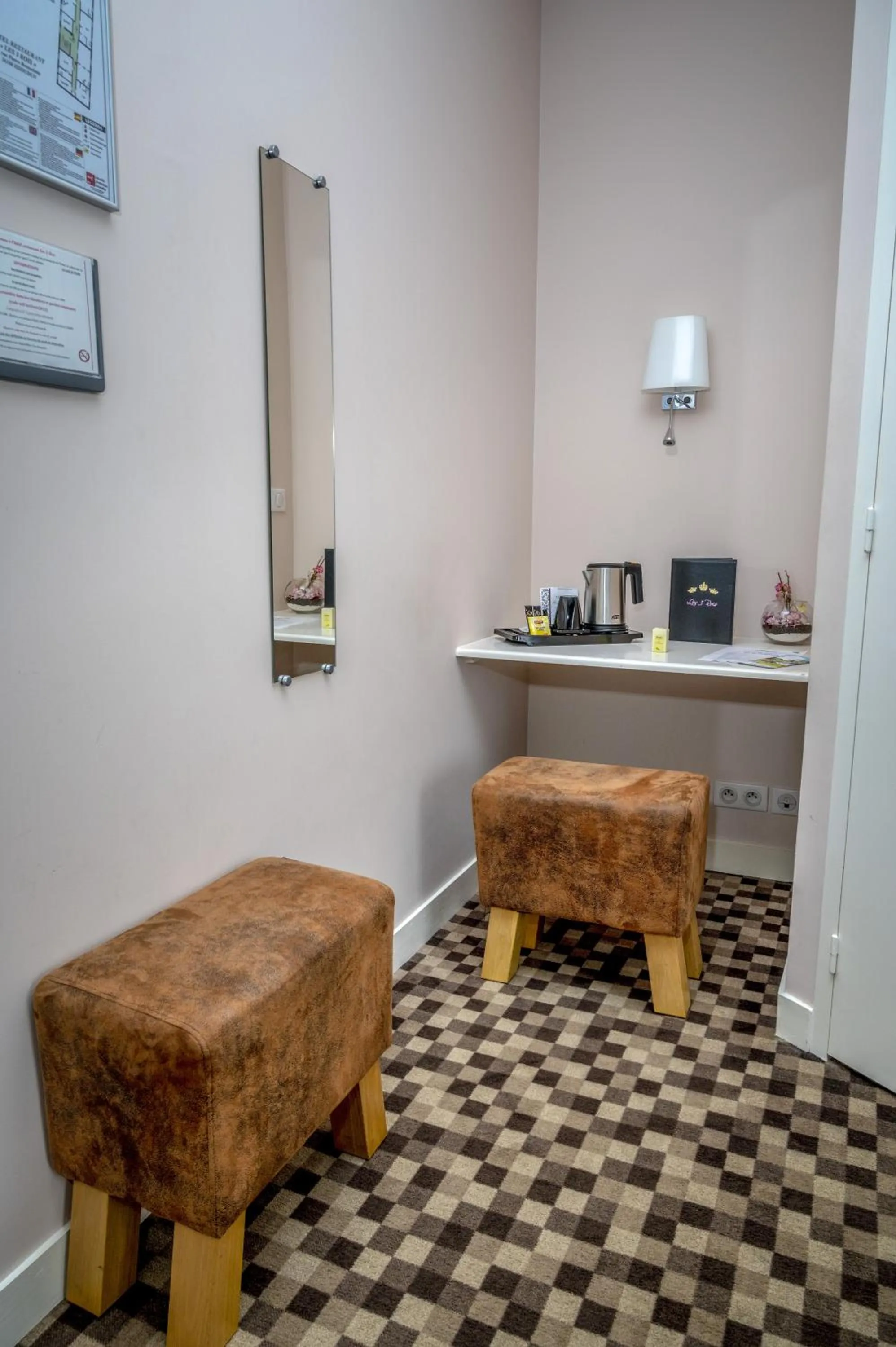 Logis Hôtels Restaurant Les 3 Rois