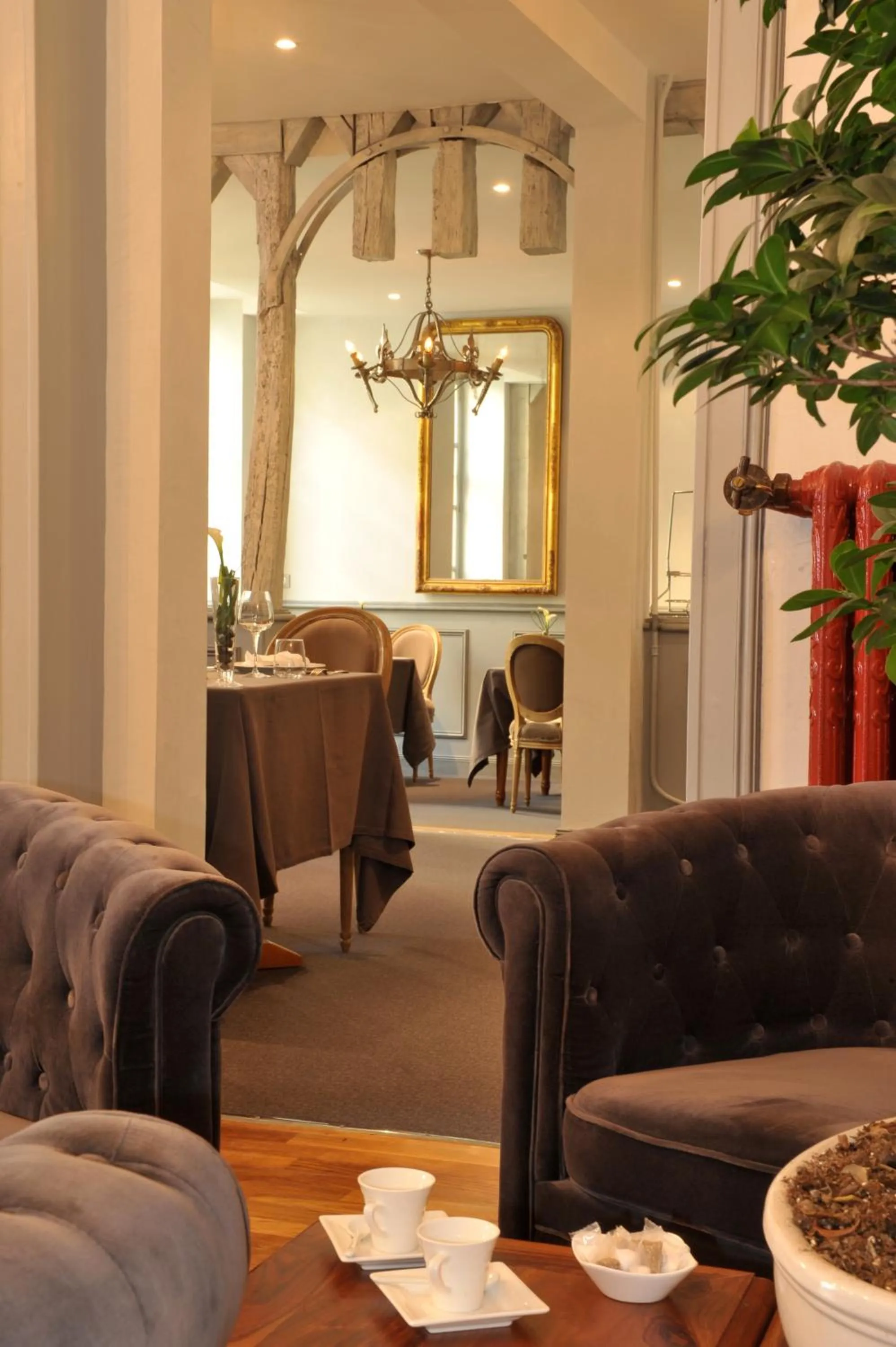 Logis Hôtels Restaurant Les 3 Rois