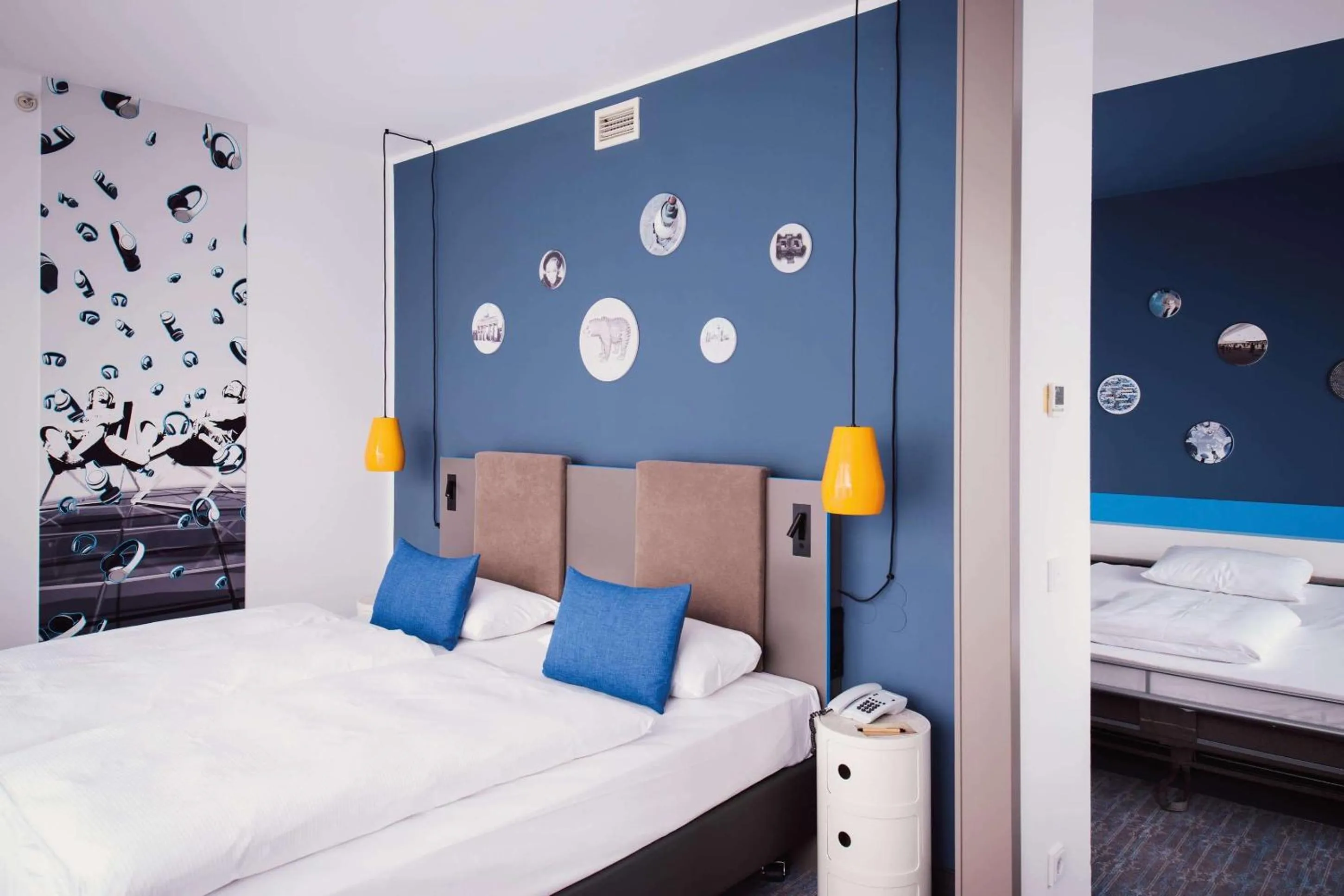 Photo of the whole room, Bed in Vienna House Easy by Wyndham Berlin Prenzlauer Berg