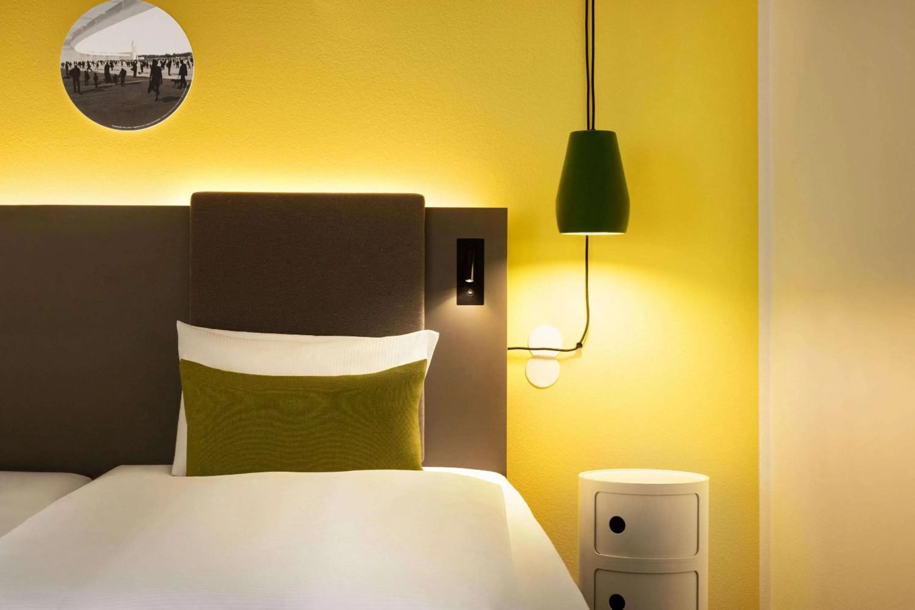 Photo of the whole room, Bed in Vienna House Easy by Wyndham Berlin Prenzlauer Berg