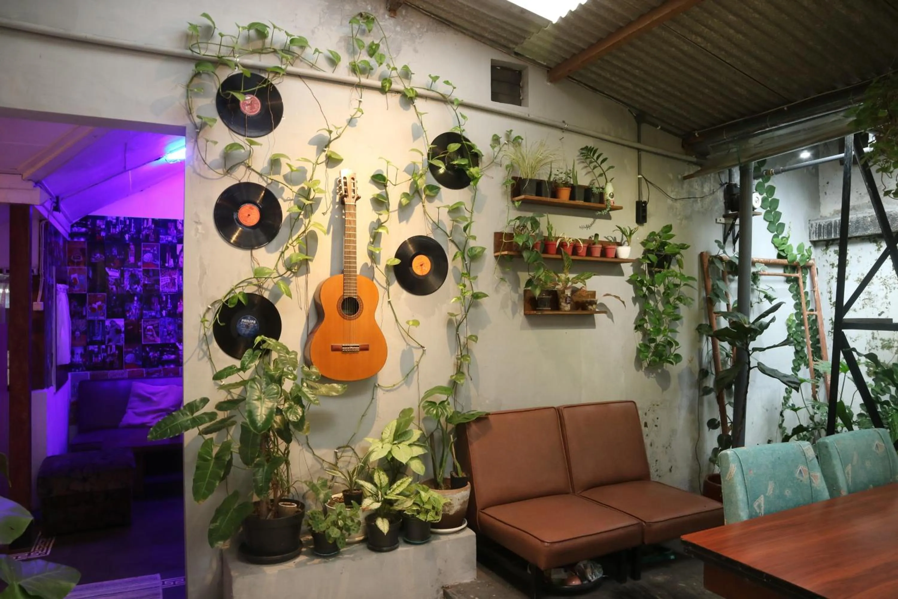 Area and facilities in SEMERU HOSTEL MALANG