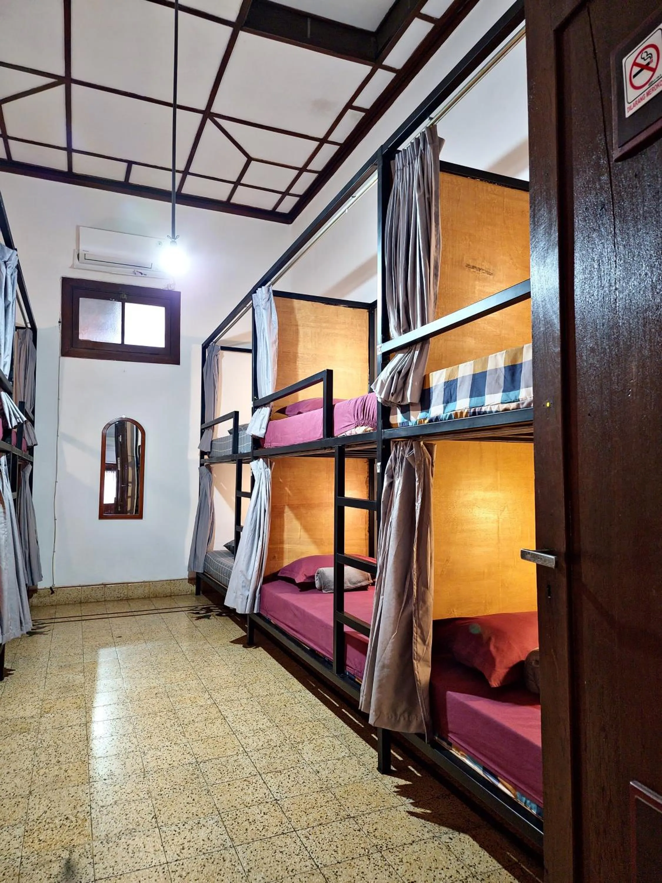 bunk bed, Bed in SEMERU HOSTEL MALANG