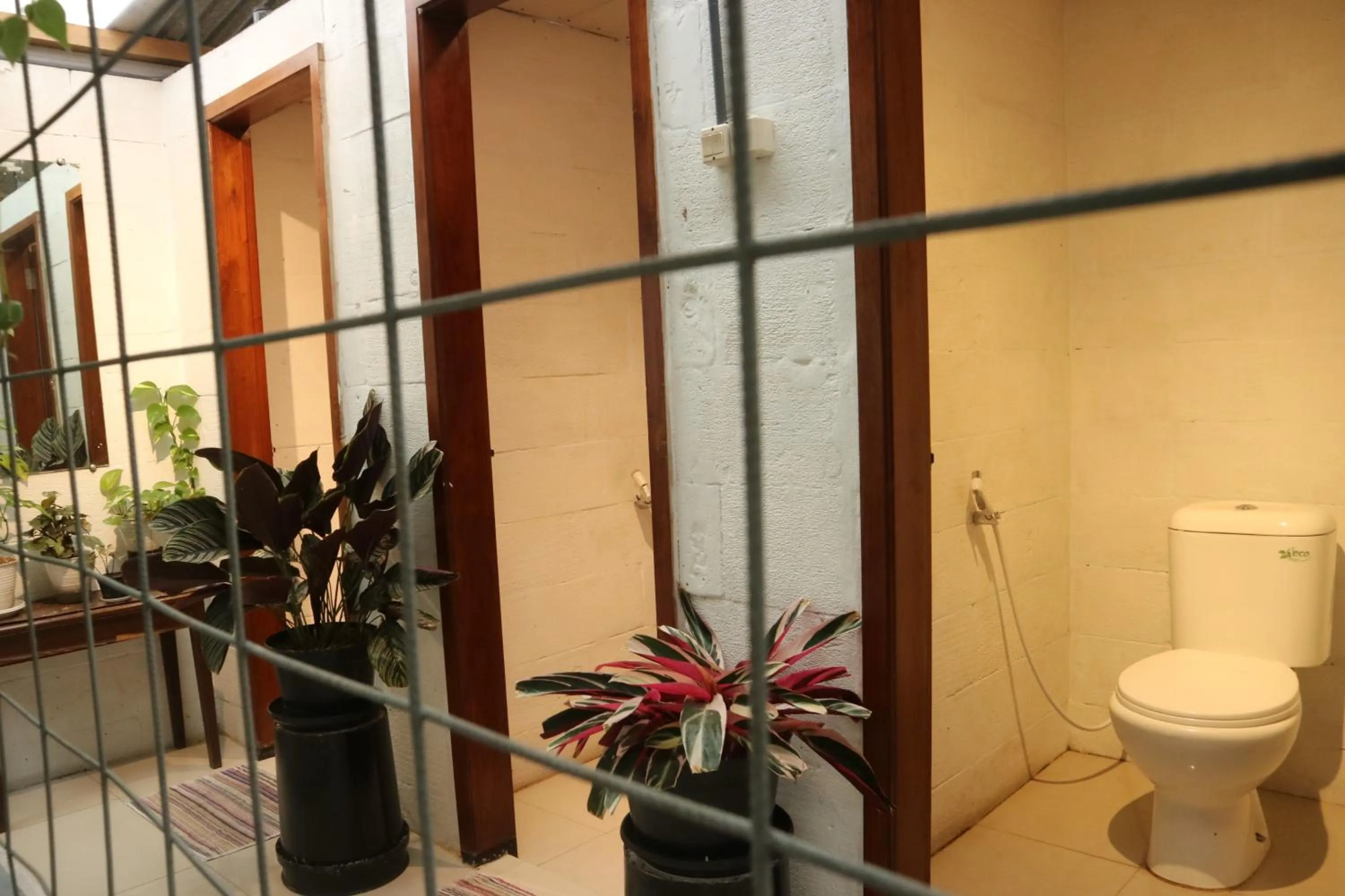 Toilet in SEMERU HOSTEL MALANG